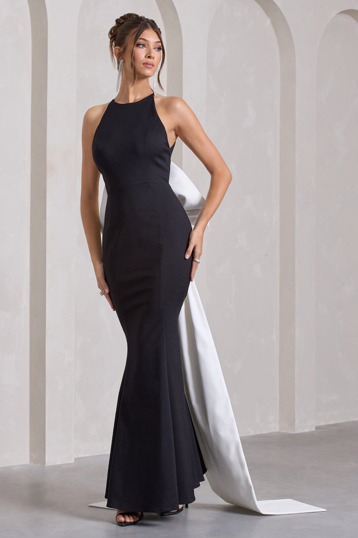 Black Open-Back Maxi Dress With Oversized White Bow - View 3 | Shop Formal Dress