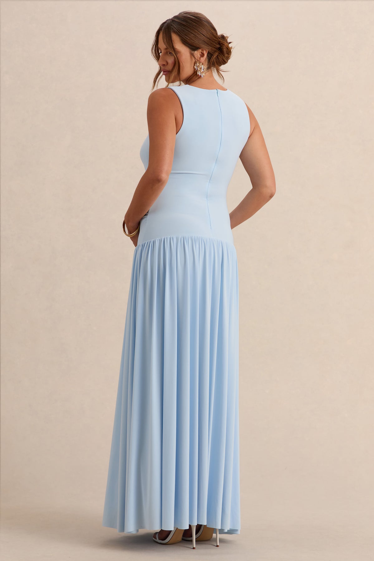 ECM_HR_CL136318312---Outline-Powder-Blue-Crew-Neck-Maternity-Maxi-Dress-With-Pleated-Skirt-6_2.jpg