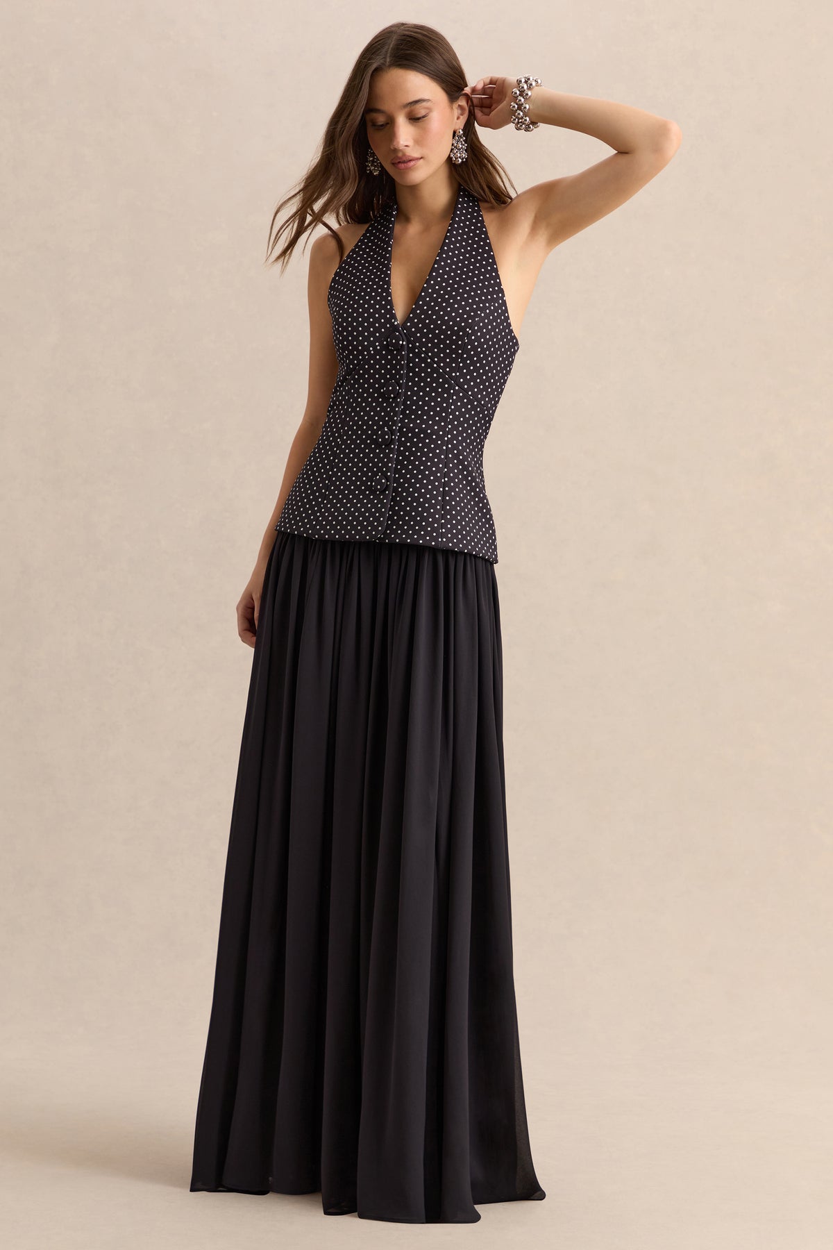 ECM_HR-CL137142141 - Zarina - Black & White Plunge-Neck Maxi Dress 02.jpg