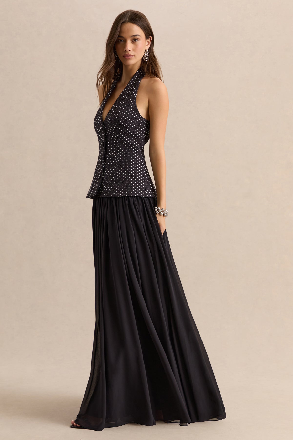 ECM_HR-CL137142141 - Zarina - Black & White Plunge-Neck Maxi Dress 04.jpg