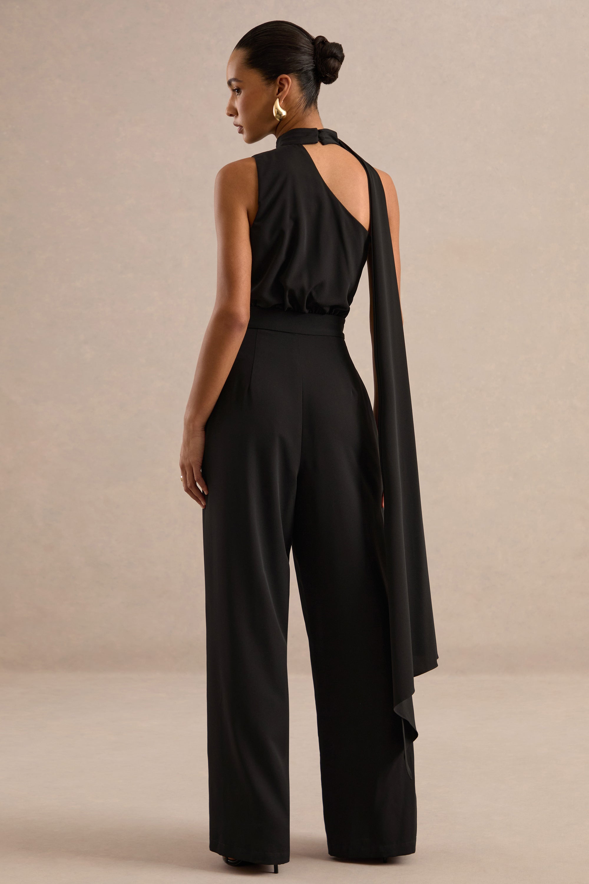 ECM_HR_CL137144001 - Gliselle Black Asymmetric-Neck Jumpsuit With Scarf Detail5.jpg