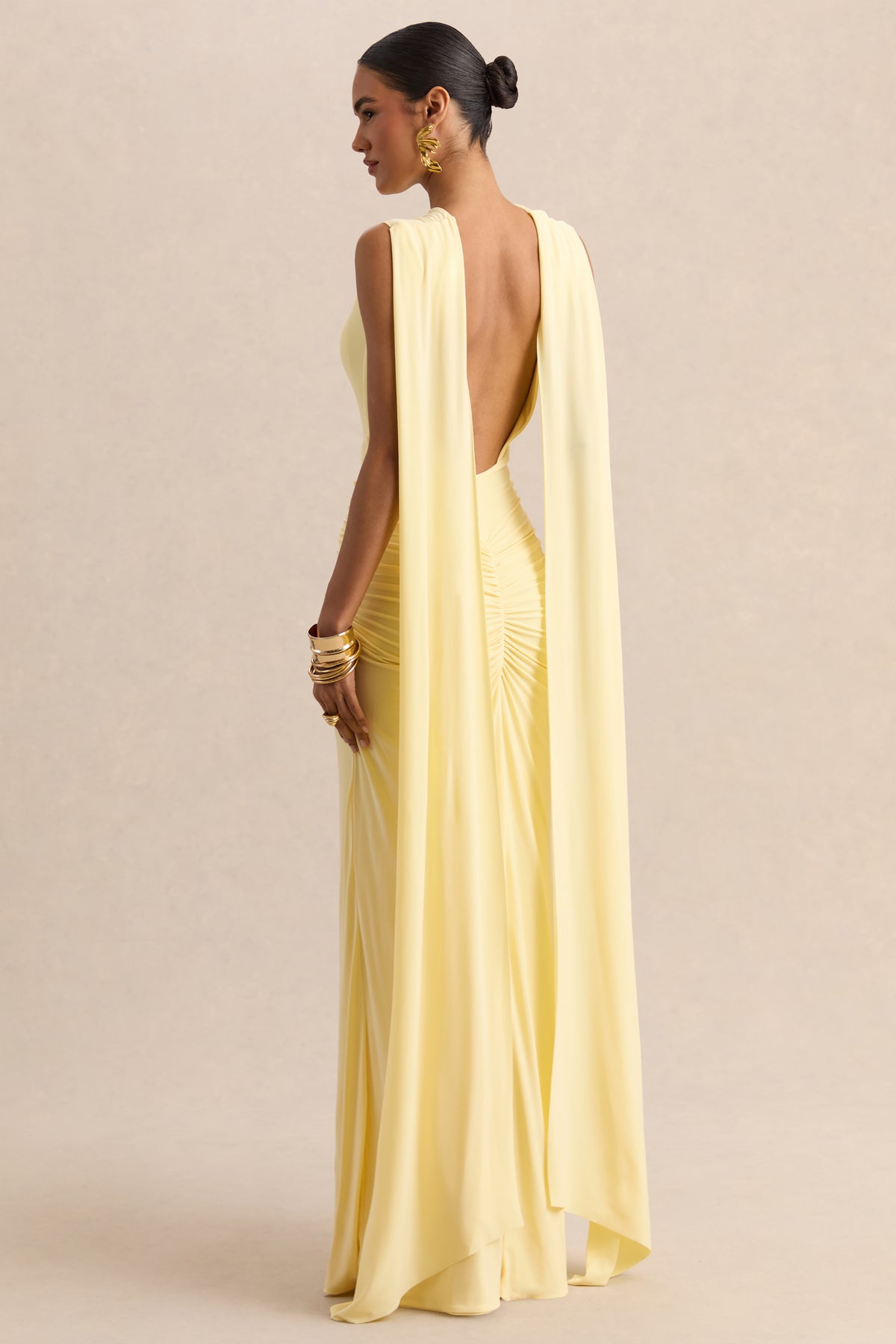 ECM_HR-CL137161121---Premiere---Lemon-Boat-Neck-Maxi-Dress-With-Cape-Sleeves-And-Open-Back-05.jpg