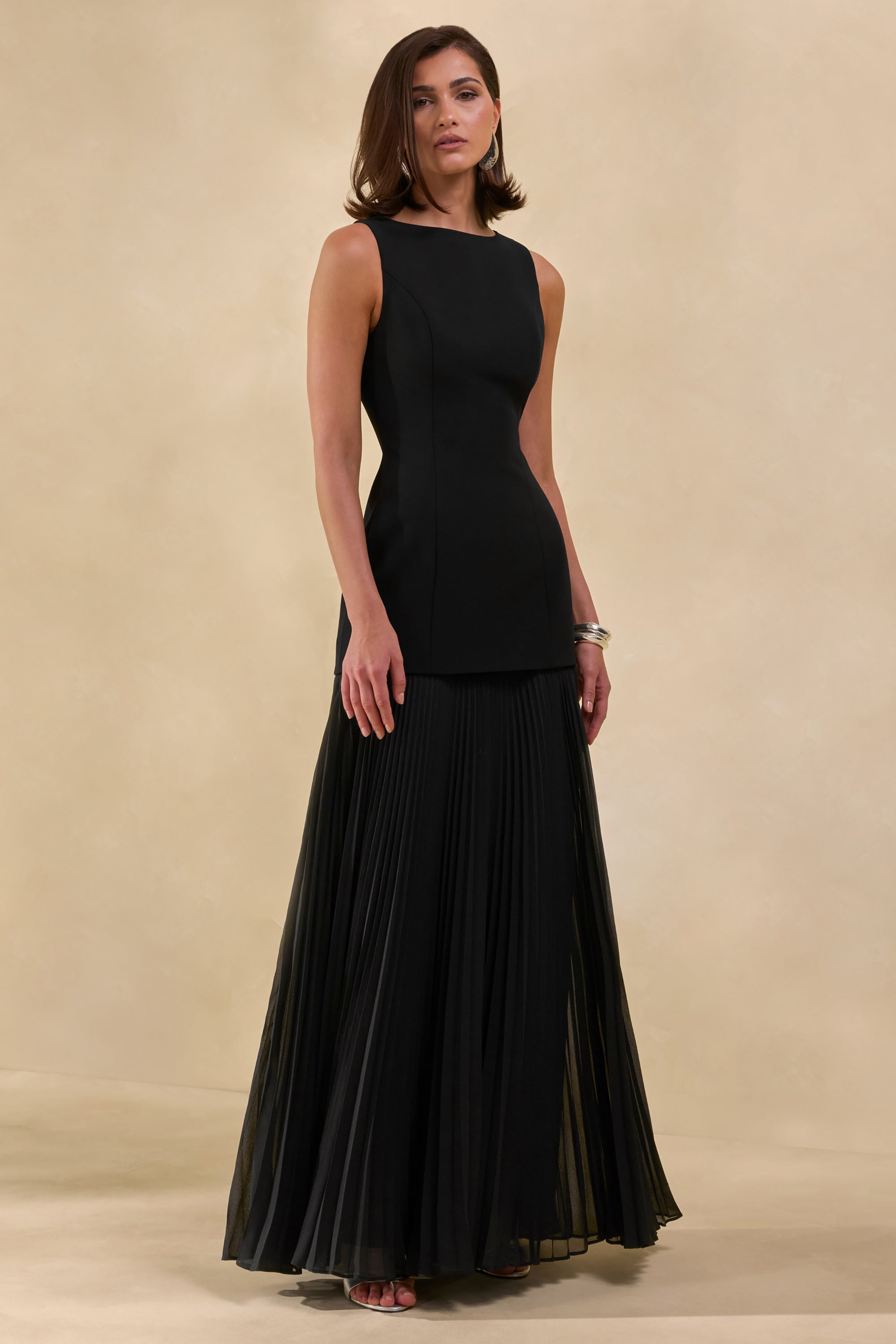 ECM_HR_CL137162001---Hadley-_-Black-Boat-Neck-Maxi-Dress-With-Drop-Waist1.jpg