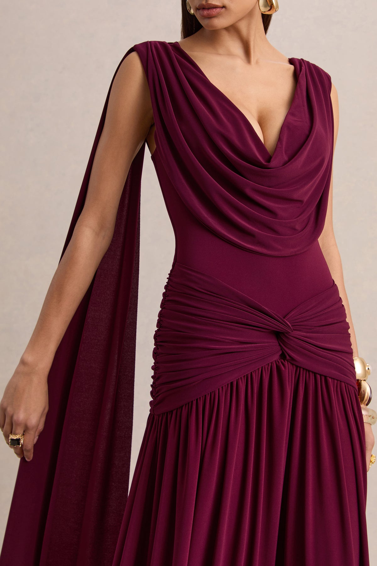 ECM_HR_CL137299102 - Amelisse _ Burgundy Plunge-Neck Maxi Dress With Ruched-Detailing 03.jpg