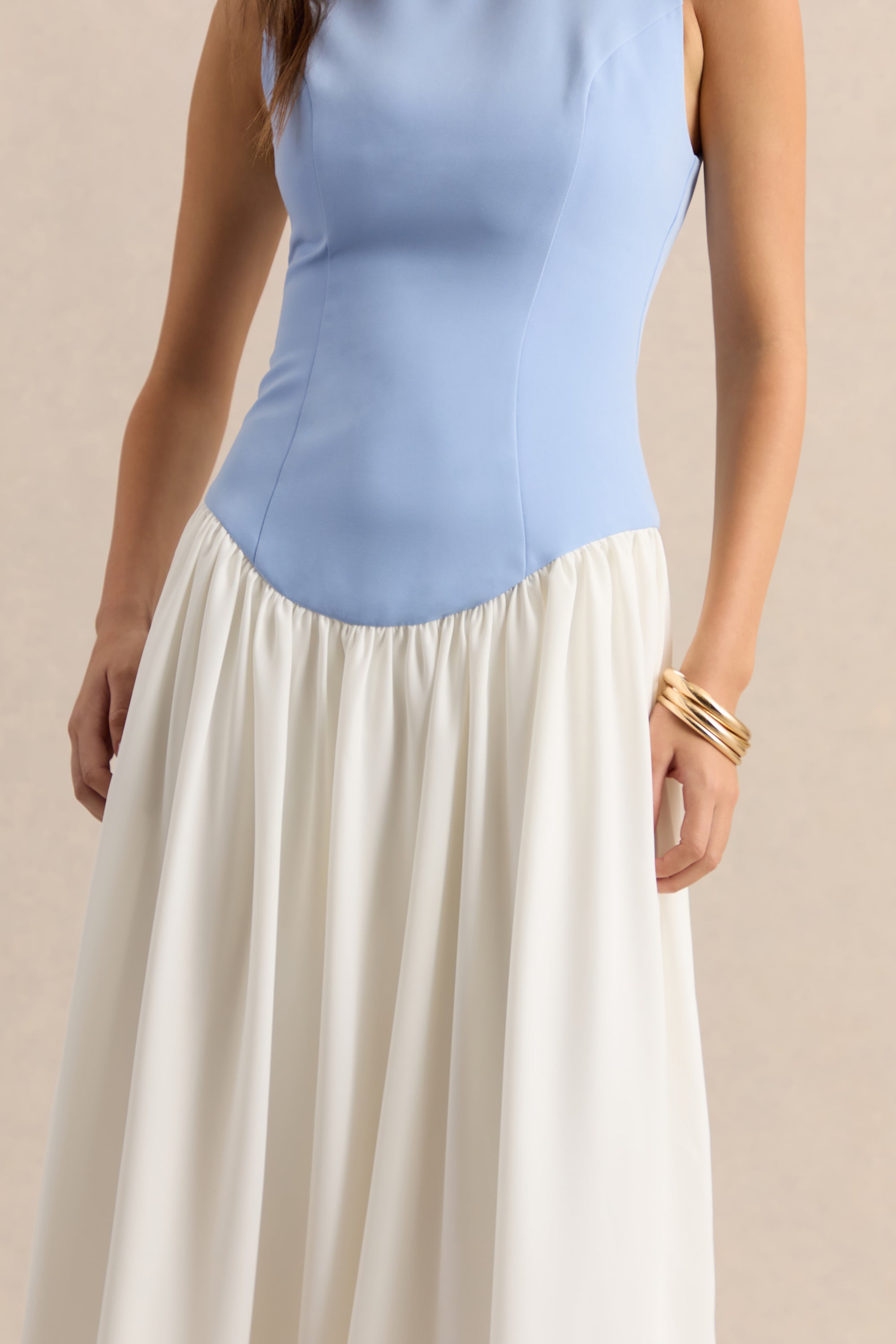 ECM_HR_CL137340153---Iliana-_-Powder-Blue-And-White-Crew-Neck-Maxi-Dress-With-Drop-Waist-And-Pleated-Skirt-05.jpg