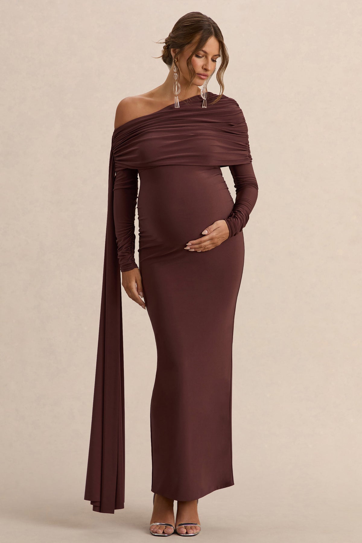 CL13737602108_ECM_HR_CL137376021----Cyra-Brown-Bardot-Neck-Maternity-Maxi-Dress-With-Sash-1