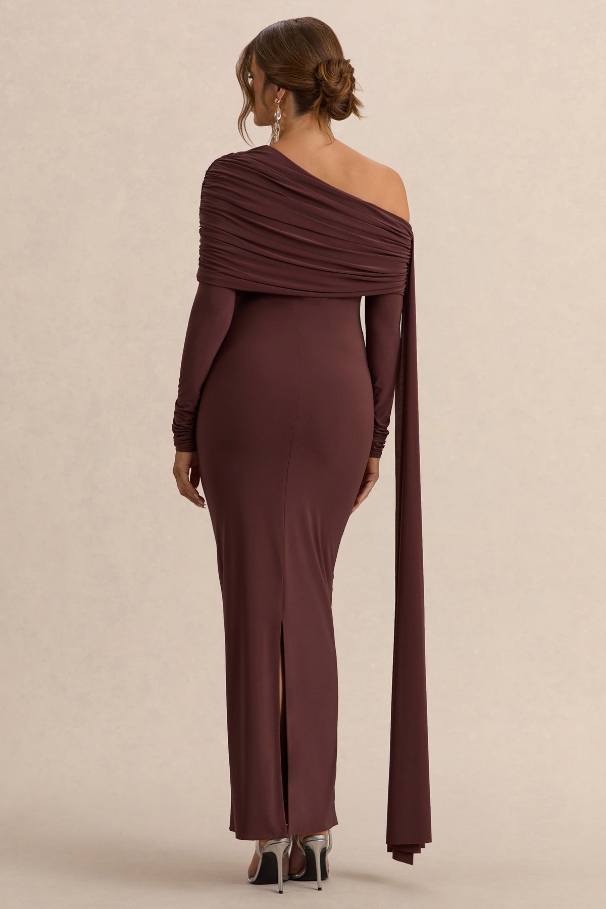 CL13737602108_ECM_HR_CL137376021----Cyra-Brown-Bardot-Neck-Maternity-Maxi-Dress-With-Sash-4