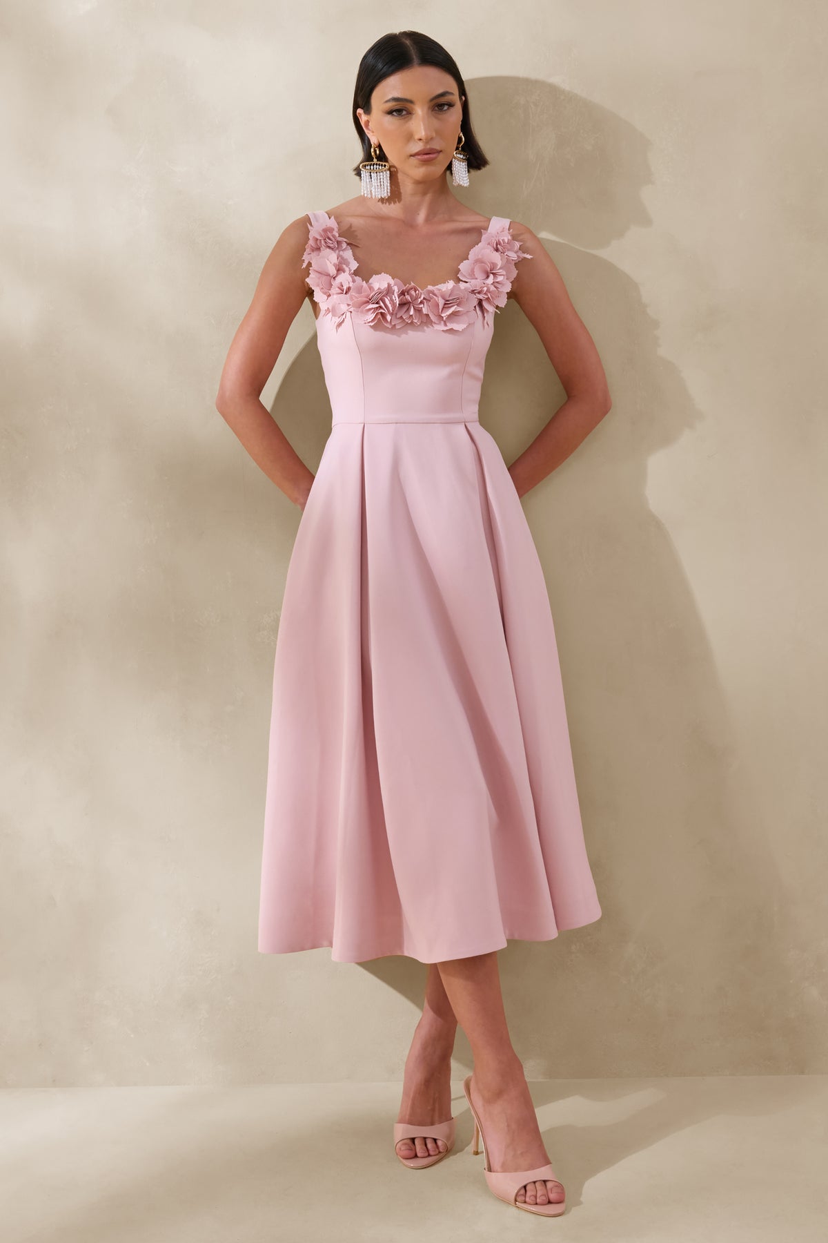 ECM_HR_CL137439083---Maelle-_-Pink-Scoop-Neck-Midi-Dress-With-Corsage-Detailing-2.jpg
