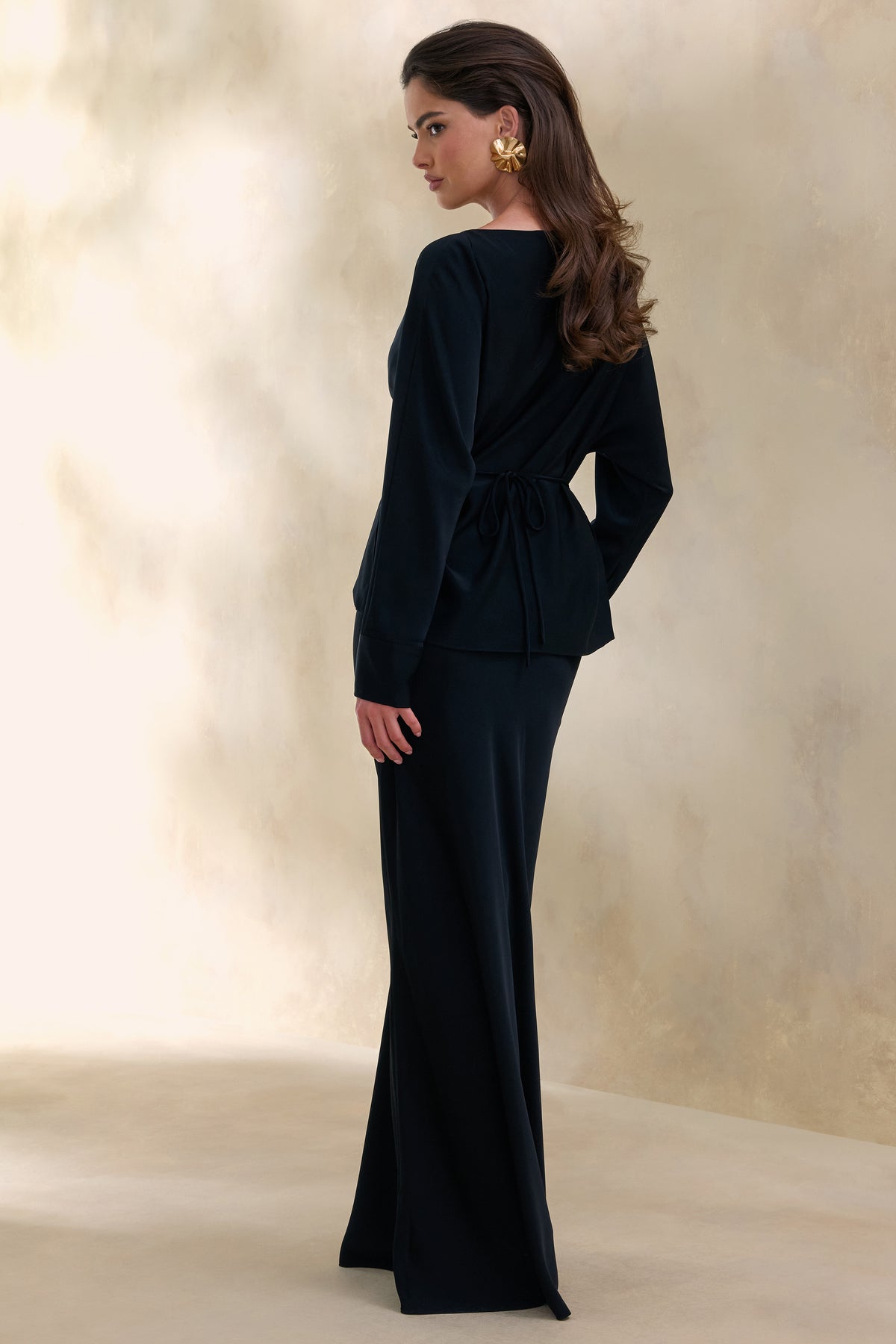 ECM_HR_CL137668001 - Elaria _ Black Satin Maxi-Skirt  10.jpg