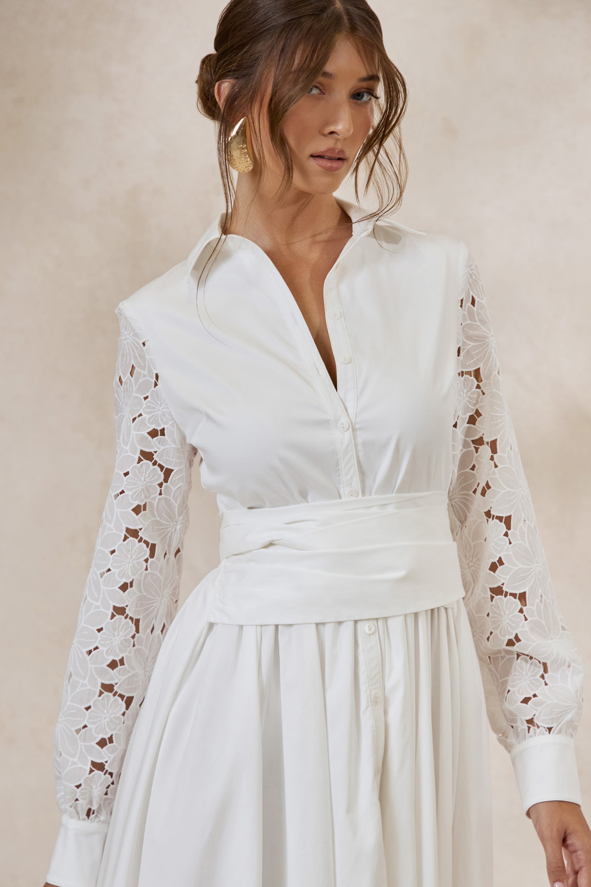 ECM_HR_CL137928110 - Zalynne _ White Collared-Neck Midi Dress3.jpg