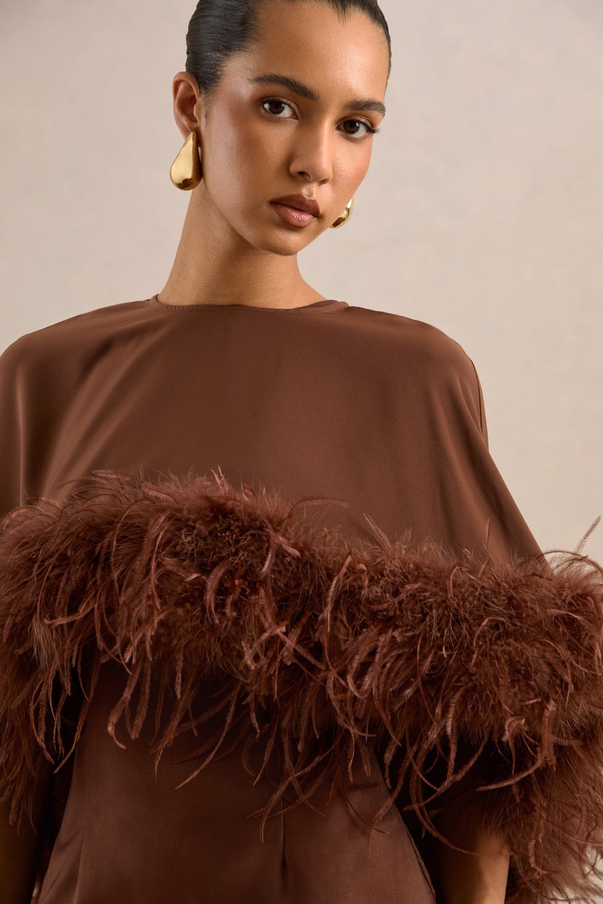 CL13800702106_CL138007021_Tervessa_Brown_Satin_Wide-Neck_Cape_With_Feather_Trim3_ff779e54-08ff-4fba-822f-8376bfc698bb