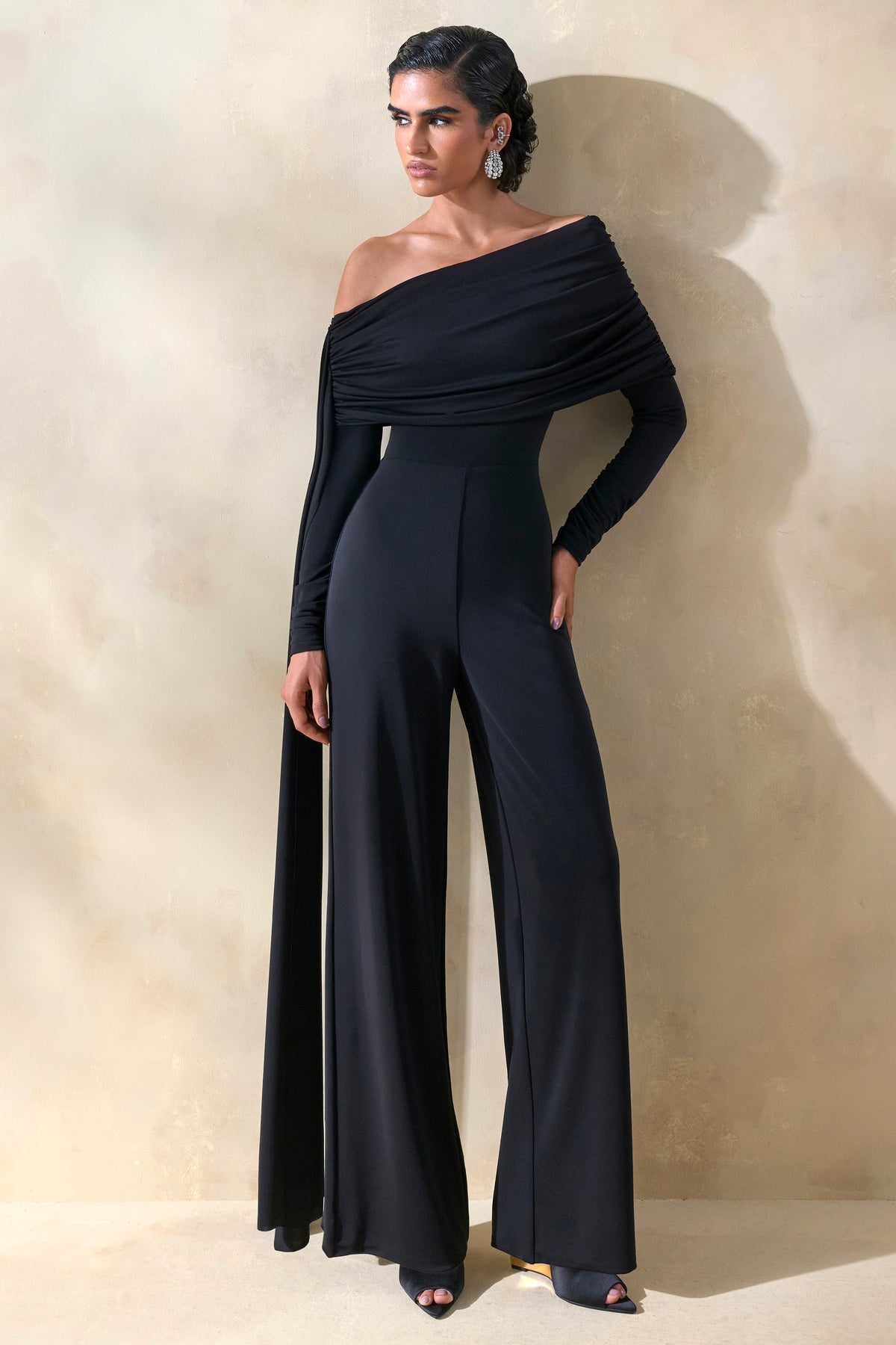 ECM_HR_CL138036001 - Elova _ Black Bardot-Neck Jumpsuit With Sash 3.jpg