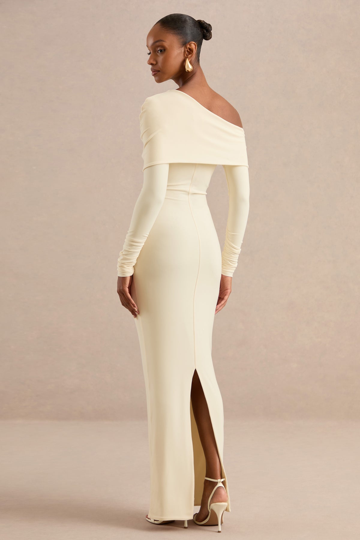 ECM_HR_CL138270111 - Faeryn Cream Asymmetric-Neck Maxi Dress With Gathered Detailing5.jpg