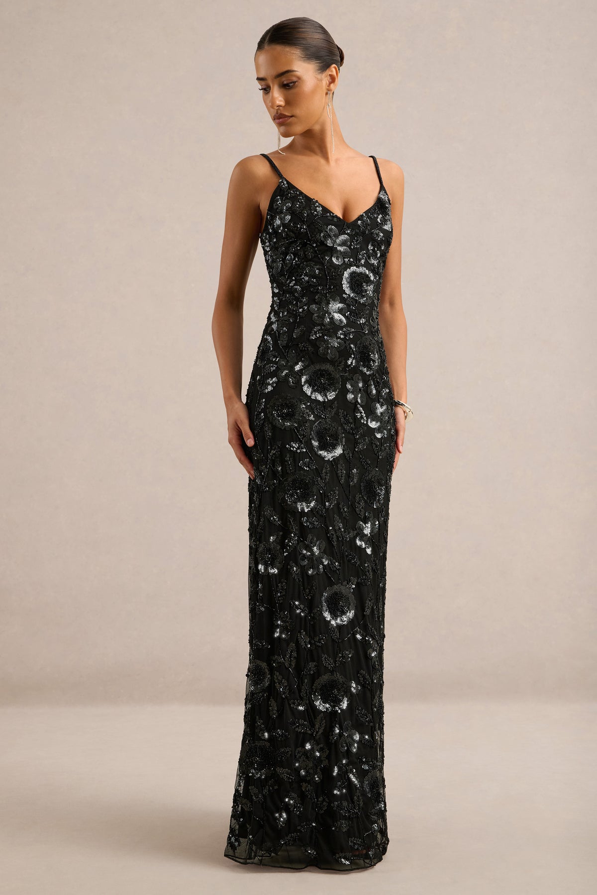 ECM_HR_CL138334001 - Inella _ Black Embellished V-Neck Maxi Dress2.jpg