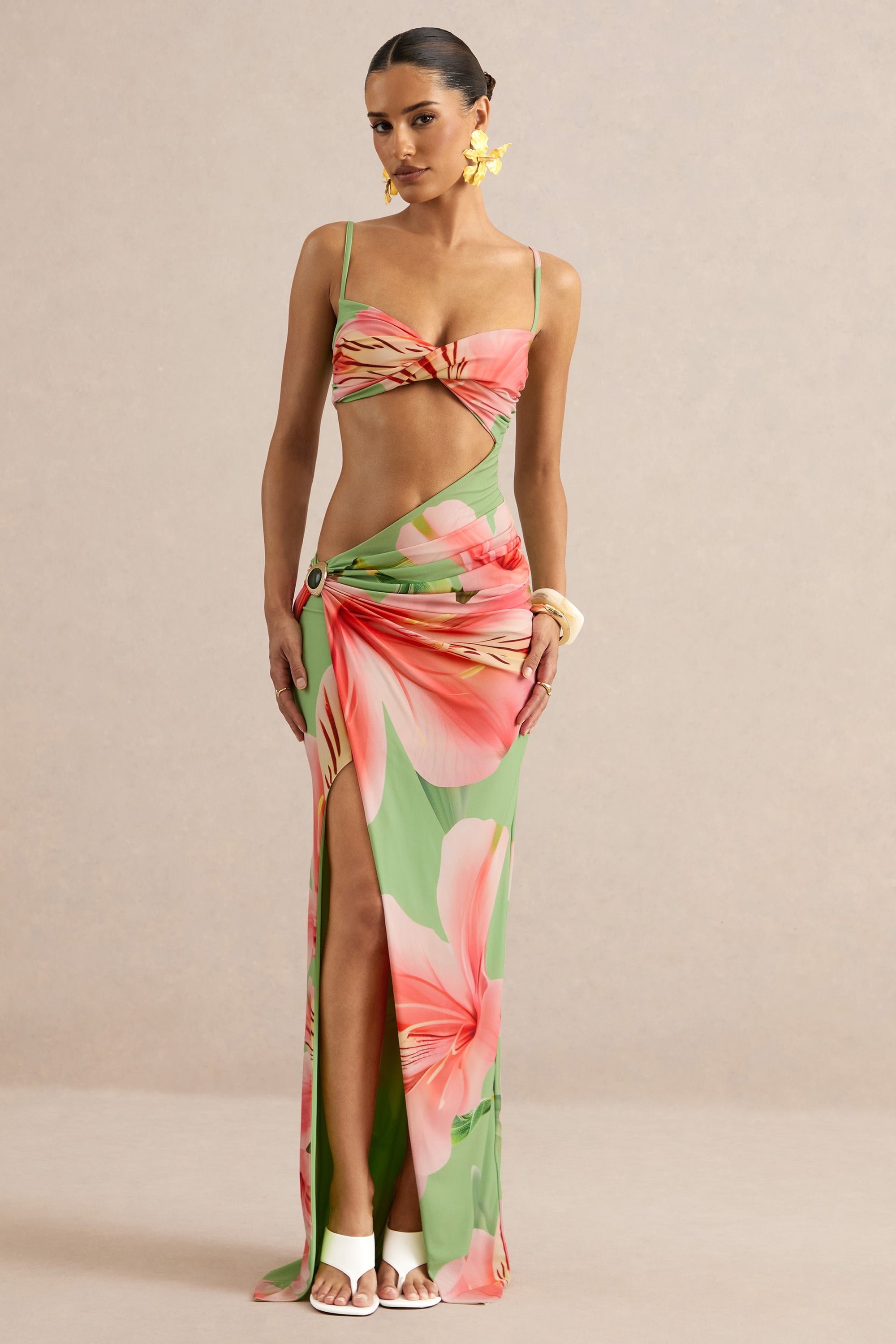ECM_HR_Miralina Dark Green Floral Print Sweetheart-Neck Maxi Dress Witn Body Cut-Outs And Gold Detail 64.jpg