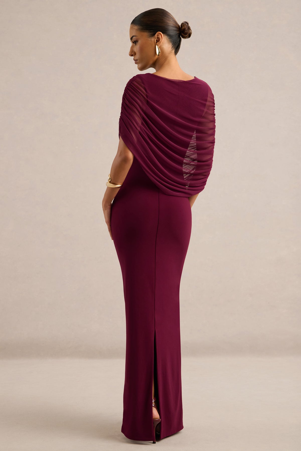 ECM_HR_CL138735102_Ciana_Burgundy_5233.jpg