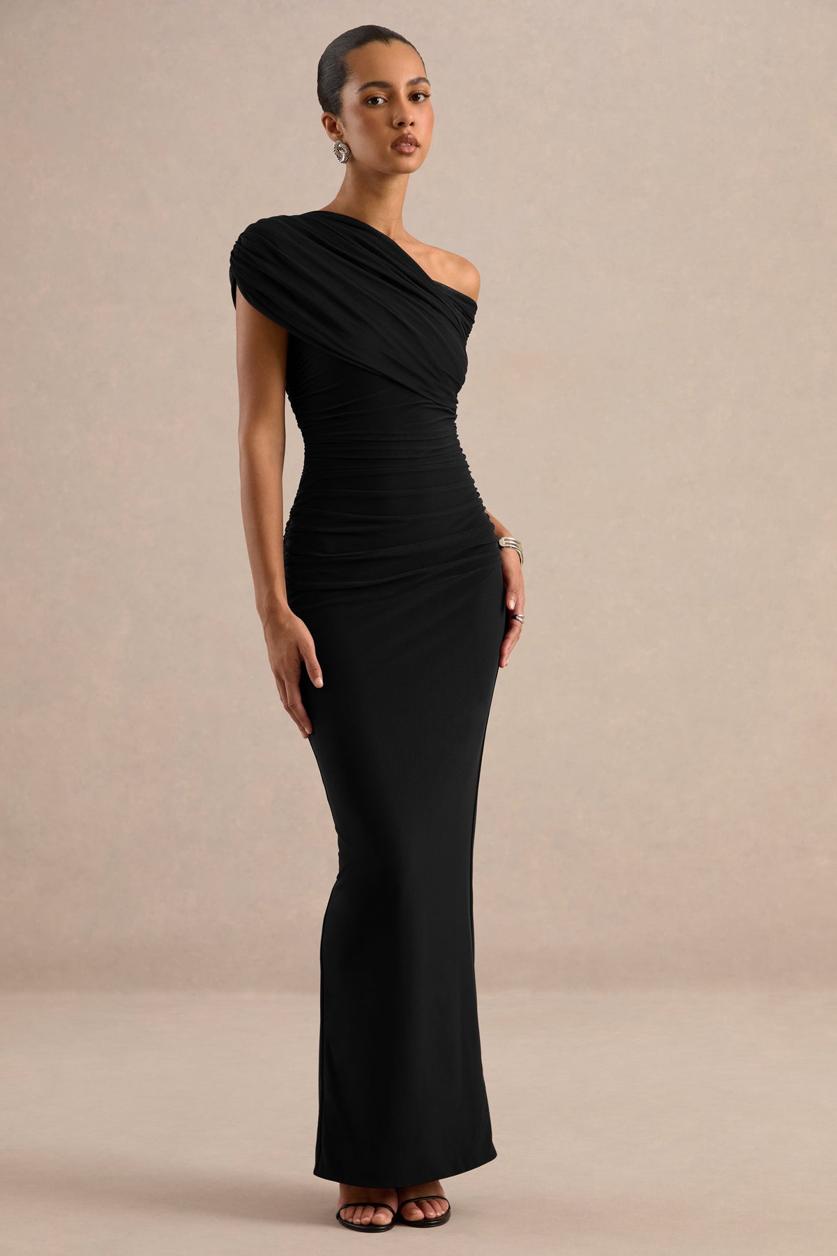 CL13873800106_ECM_HR_CL138738001_-_Crescentia_Black_Asymmetric-Neck_Maxi_Dress2