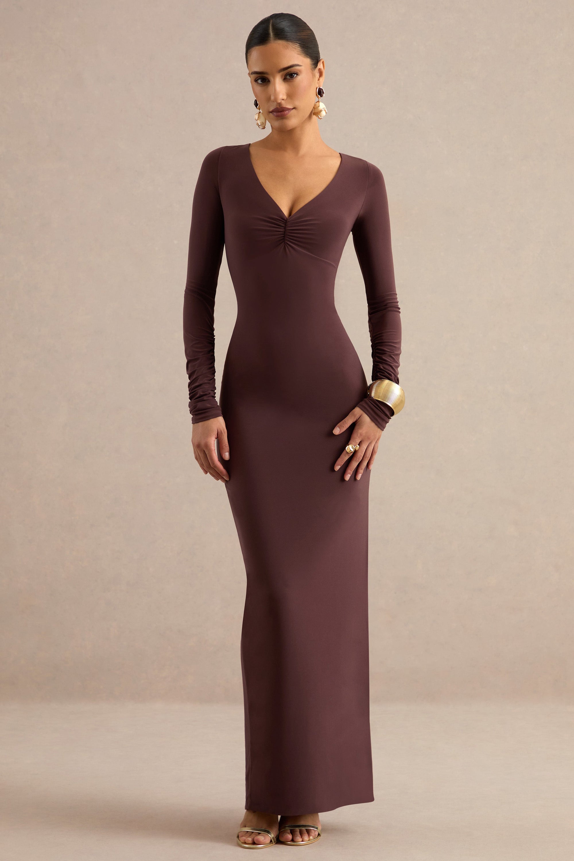CL13876902206_ECM_HR_CL138769022_-_Lucina___Dark_Brown_V-Neck_Maxi_Dress_With_Ruched_Detailing_2