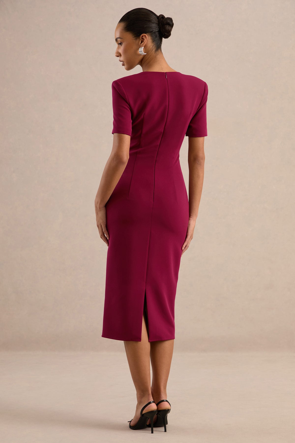 ECM_HR_CL138777102 - Elisiae Burgundy Scoop-Neck Midi Dress5.jpg