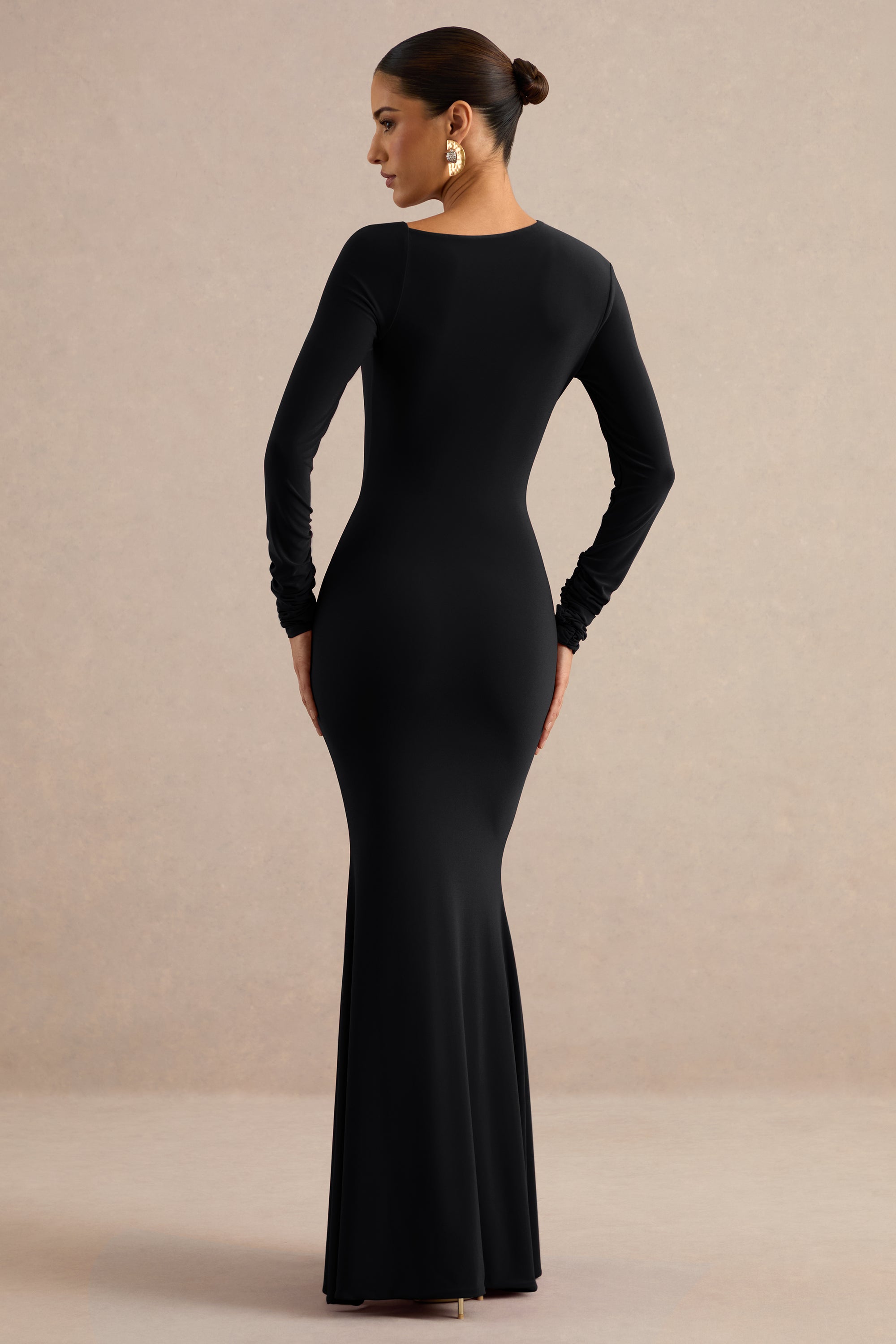 ECM_HR_CL138794001 - Florabella | Black Asymmetric-Neck Long Sleeve Maxi Dress 4.jpg