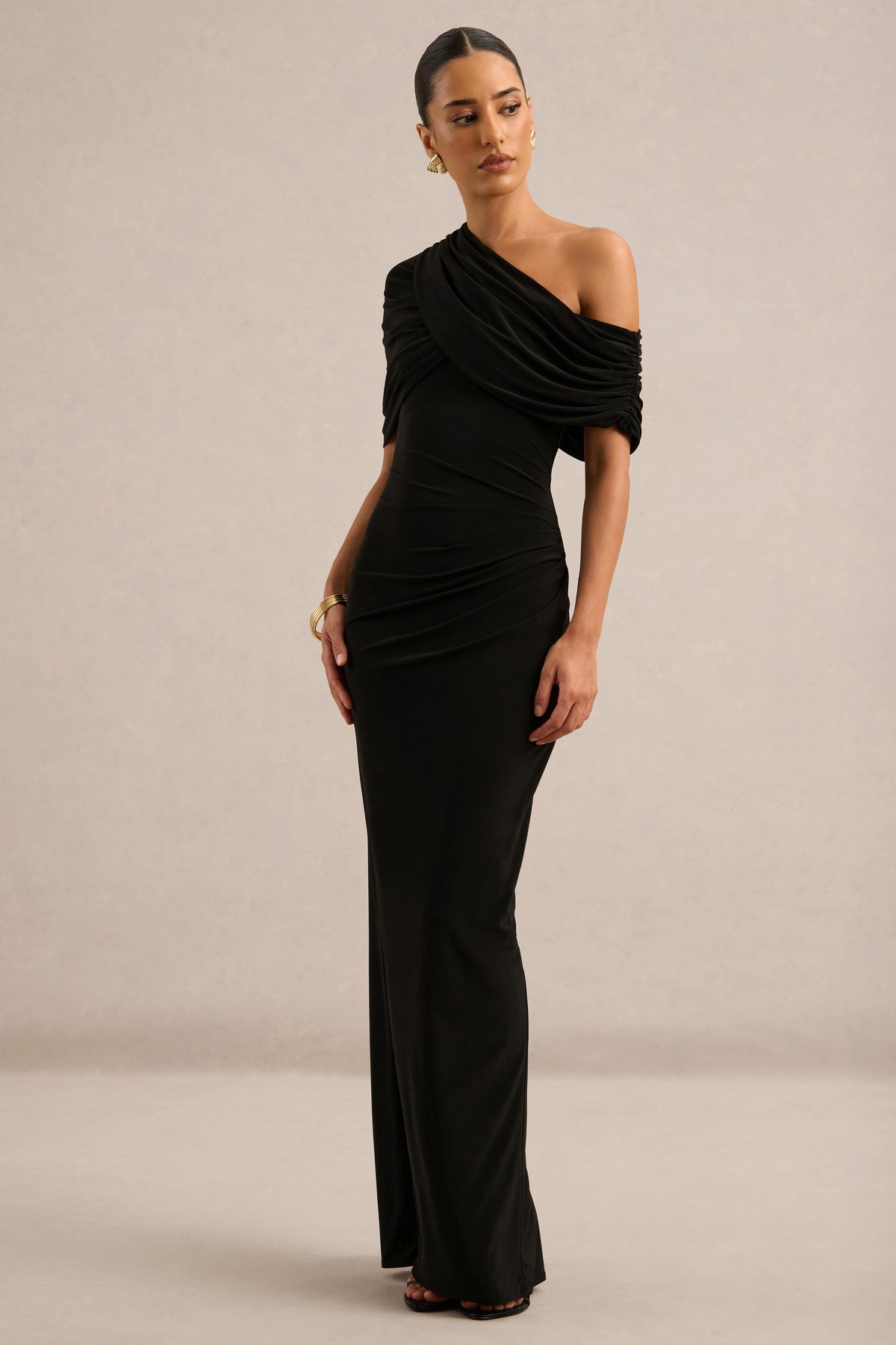 ECM_HR_CL138816001_Solenne_Black_8927.jpg