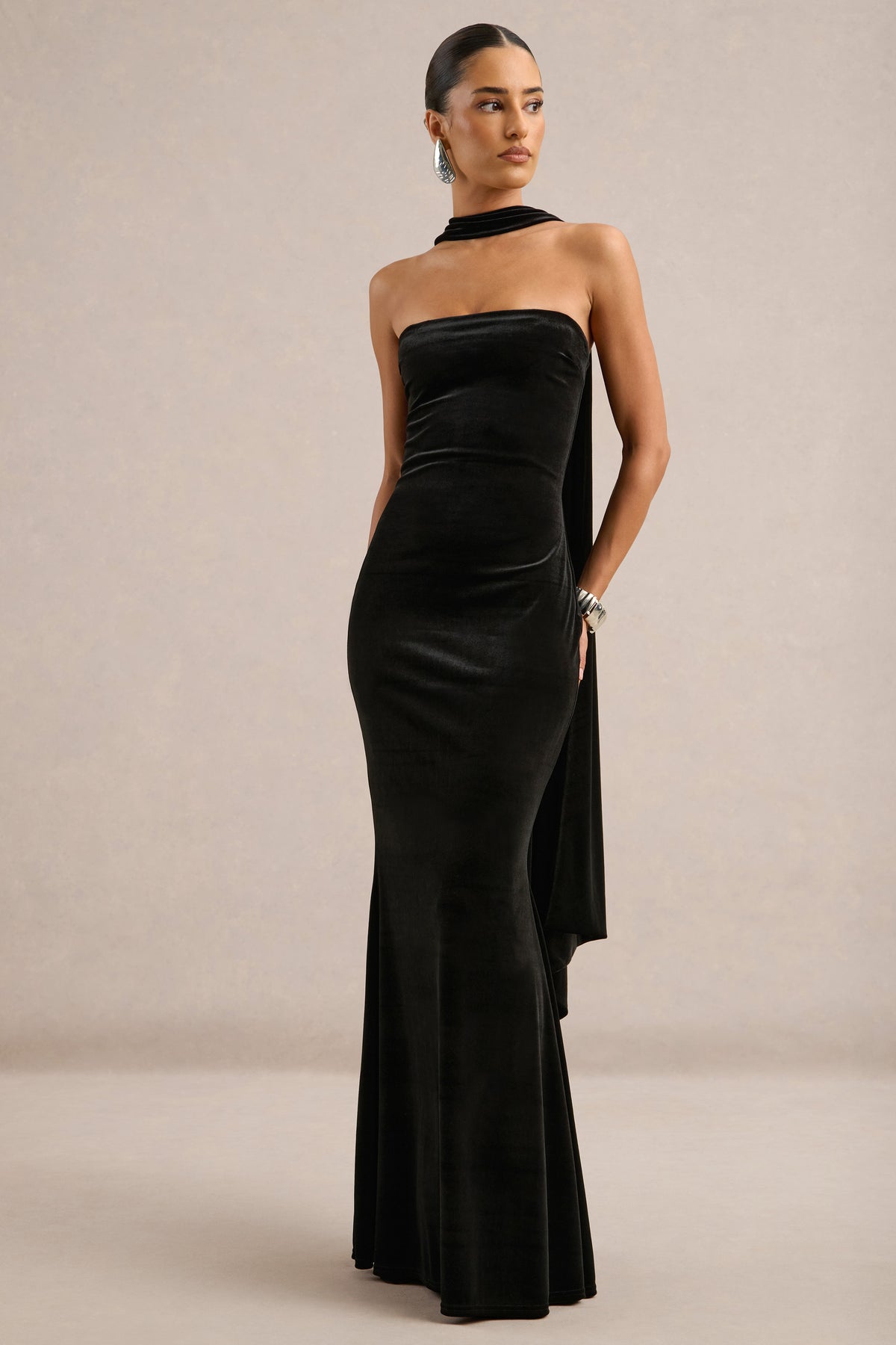 ECM_HR_CL138818001 -Vesperine Black Black Velvet Bandeau-Neck Maxi Dress With Scarf Detail0.jpg