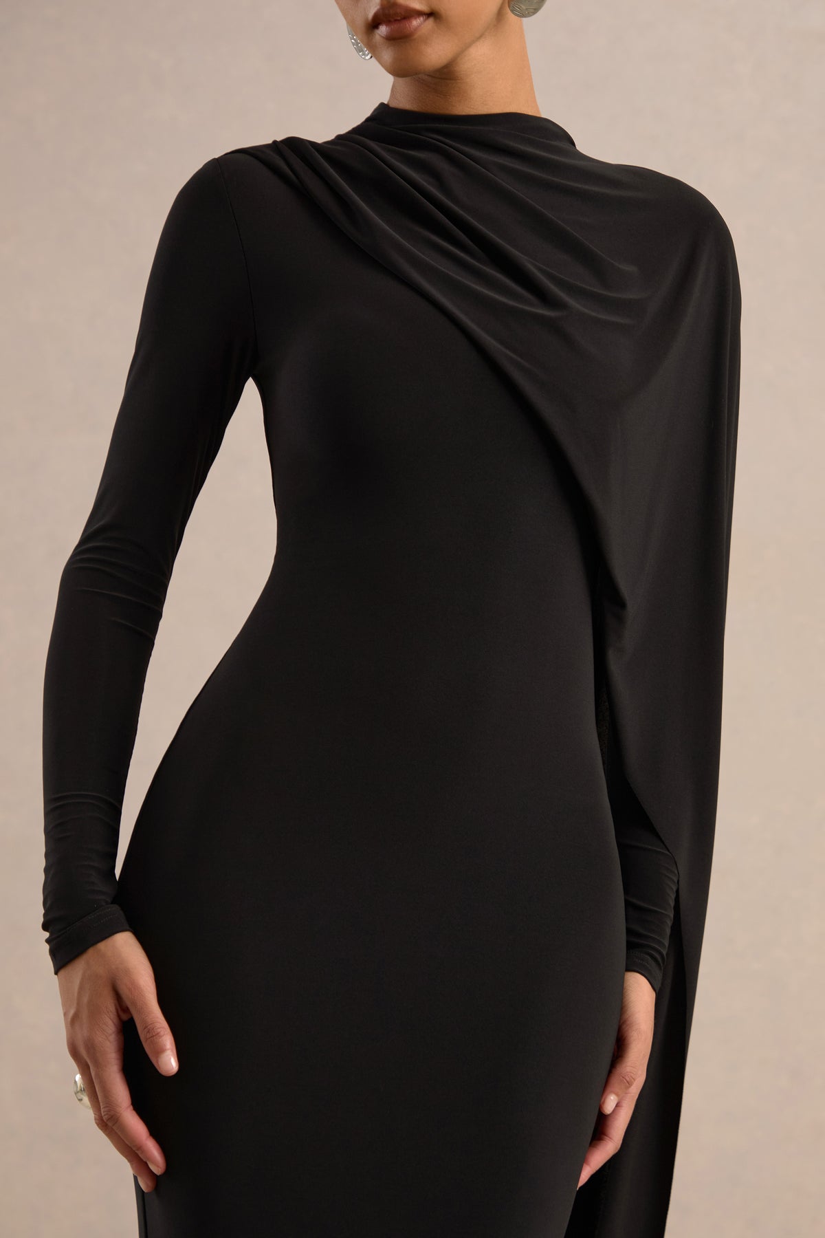 ECM_HR_CL138827001 - Verella Black Round-Neck Midi Dress With Cape Sleeve4.jpg