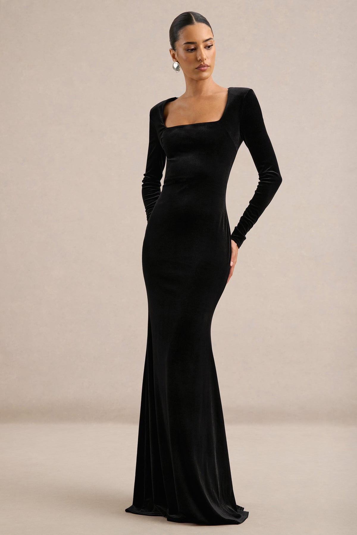 ECM_HR_CL139123001 - Torifina _ Black Velvet Square Neck Long Sleeve Maxi Dress0.jpg