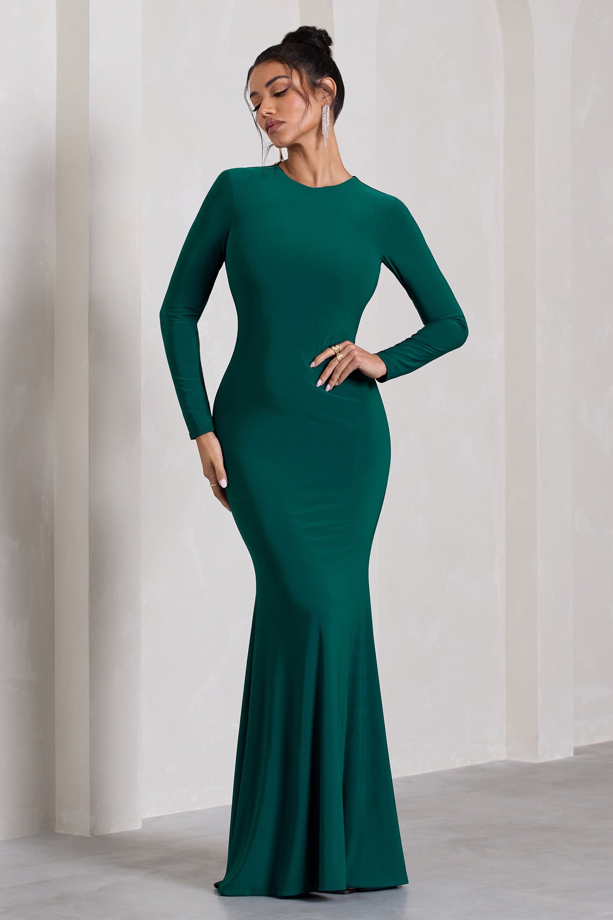 Starring Bottle Green Long Sleeve Backless Fishtail Maxi Dress