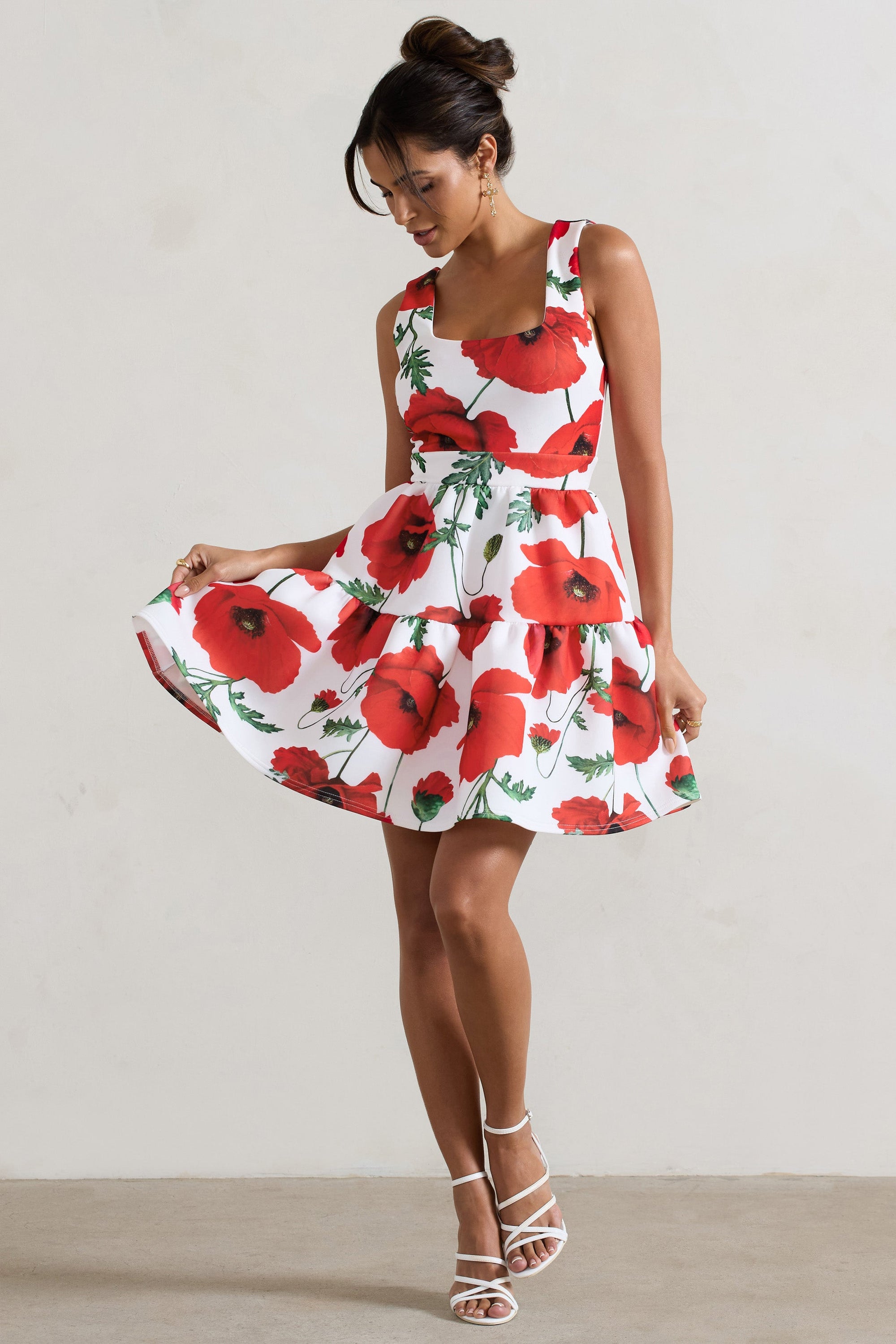 Alia | Poppy Print Scoop-Neck Tiered Volume Hem Mini Dress - Club L London - AUS