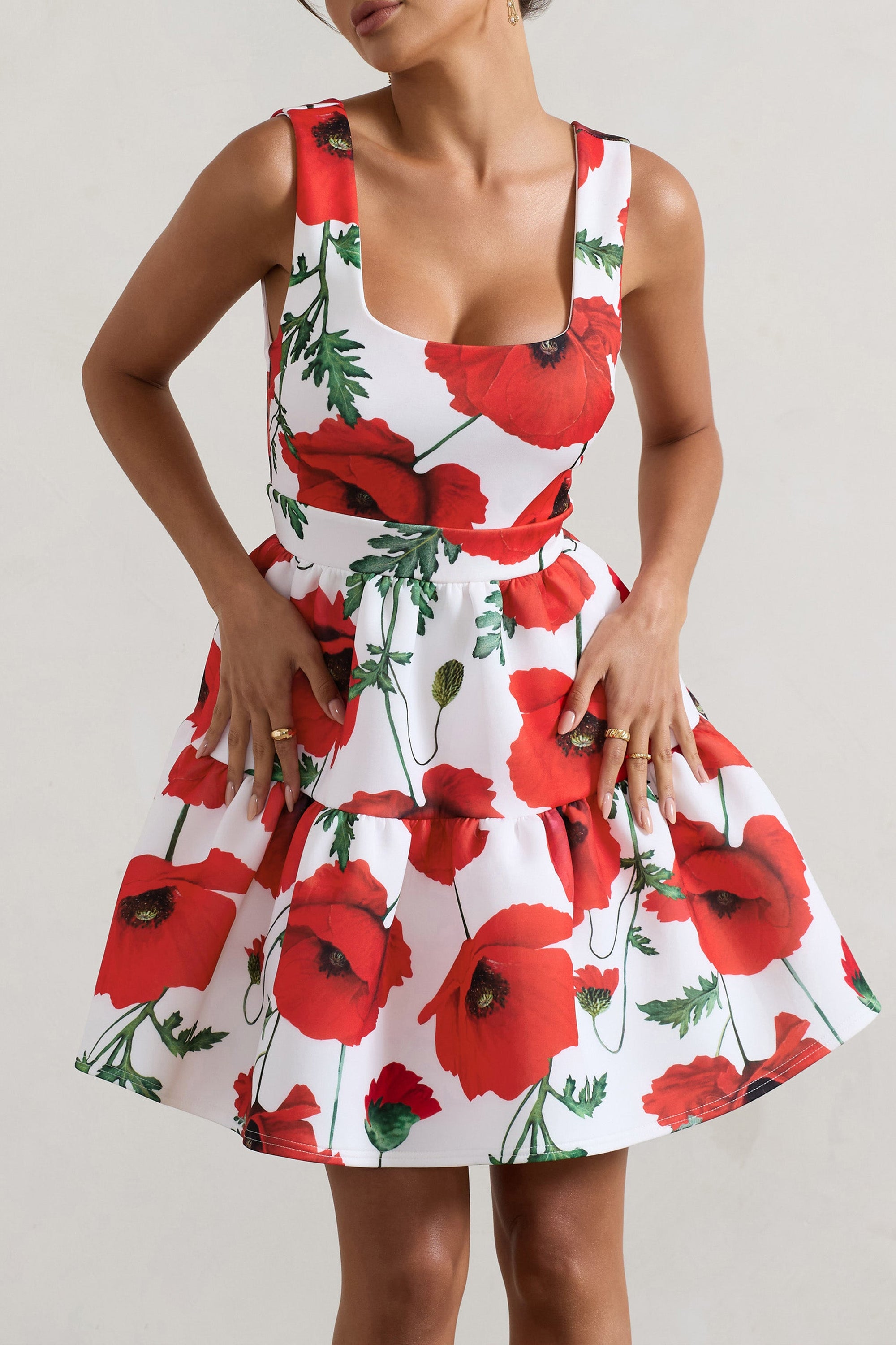 Alia | Poppy Print Scoop-Neck Tiered Volume Hem Mini Dress - Club L London - AUS