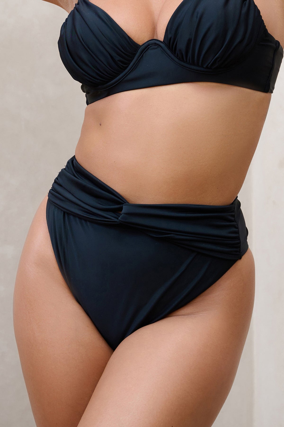 High Tide Black High Waisted Twist Front Bikini Bottoms – Club L London -  AUS