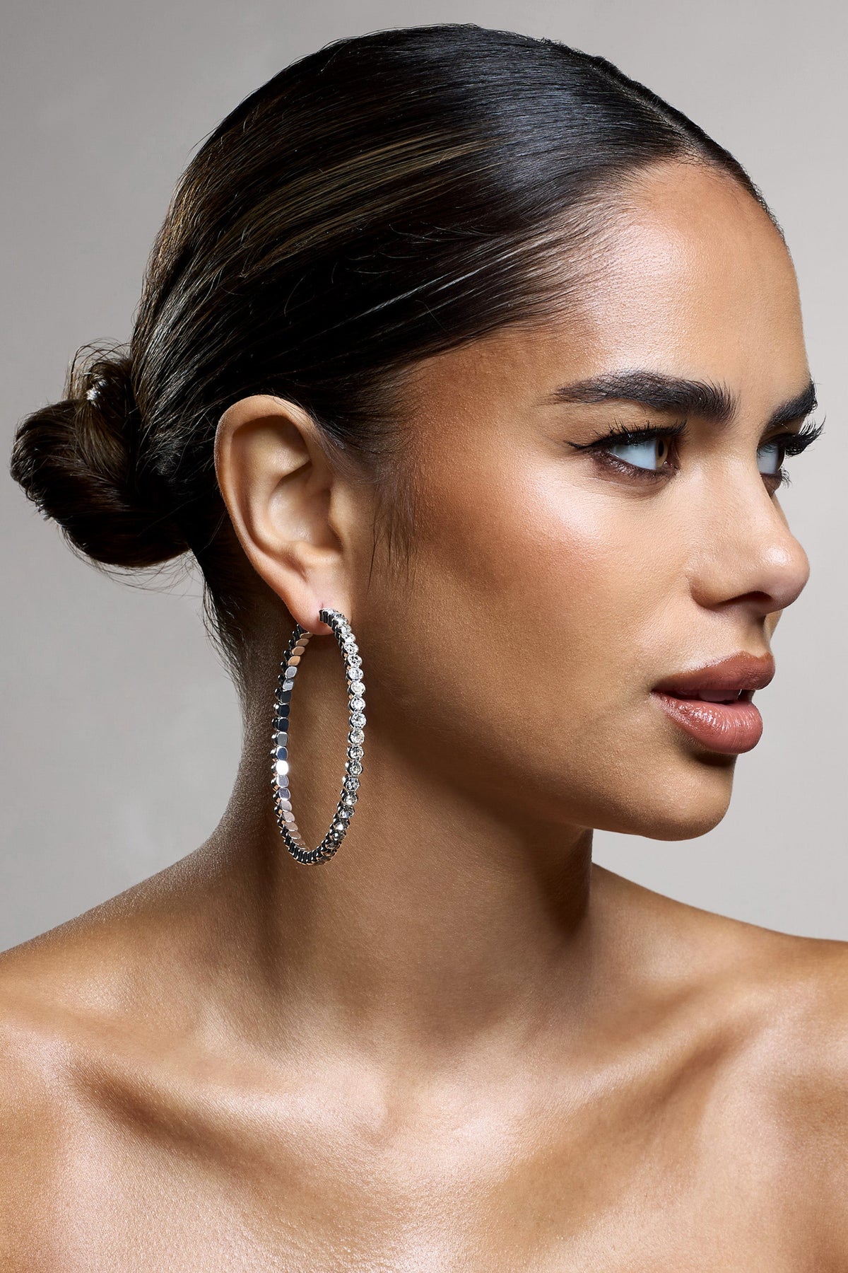 WB_CL128519013-JudeSilverDiamanteLargeHoopEarrings0