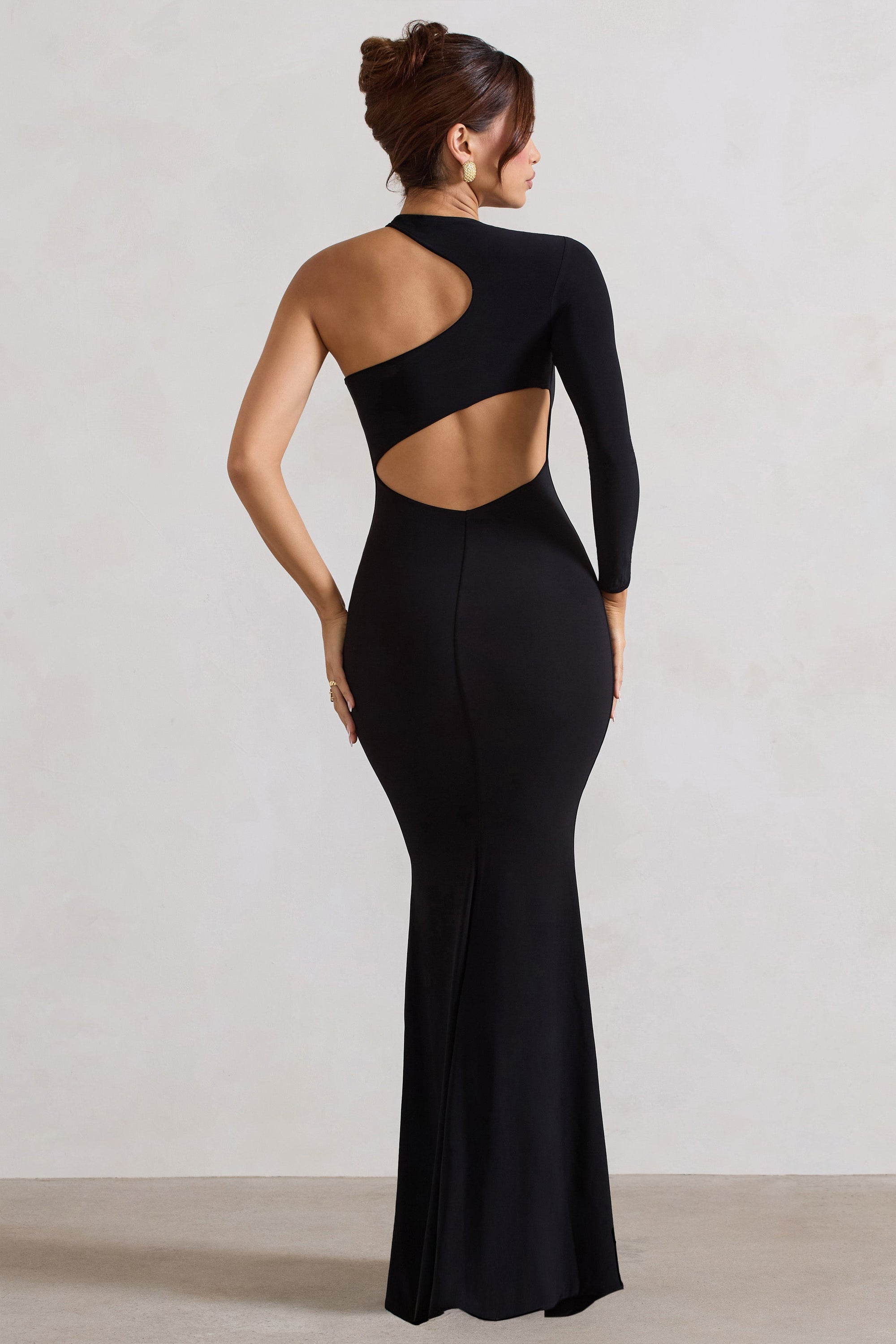 Tyra | Black Asymmetric Neck Cut Out Maxi Dress With Open Back Detail - Club L London - AUS