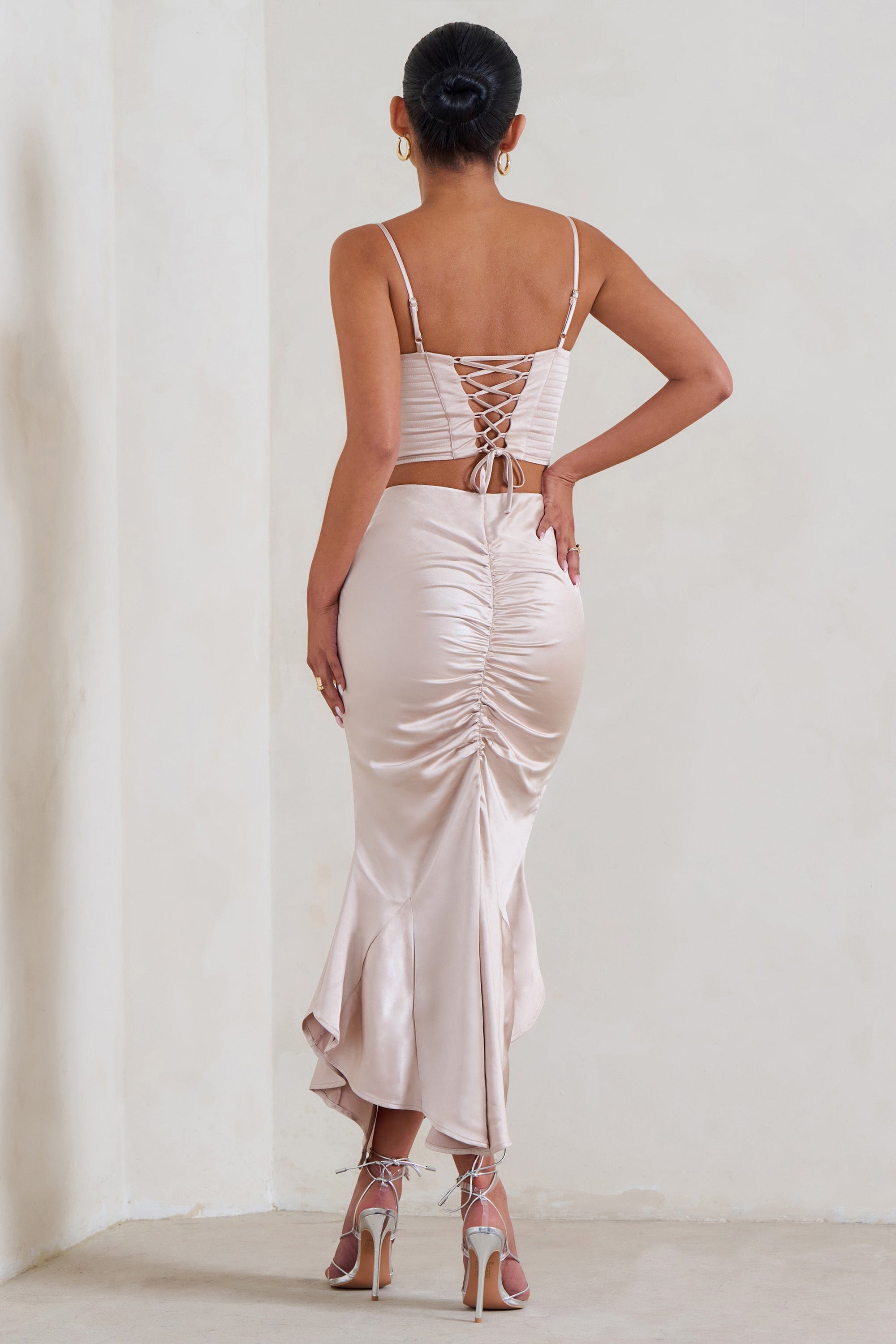 Per Favore | Champagne Satin Ruched Split Maxi Skirt - Club L London - AUS