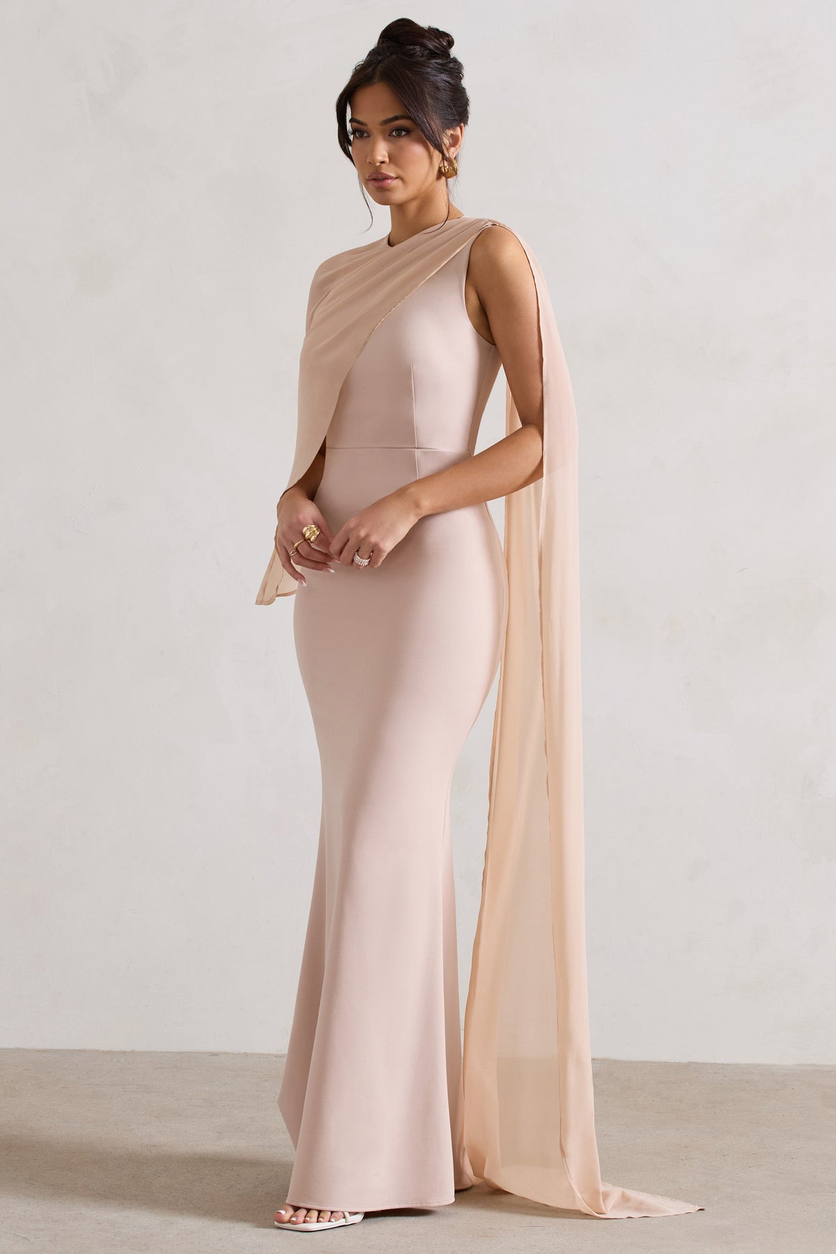 Haze Champagne High Neck Maxi Dress With Chiffon Cape Club L