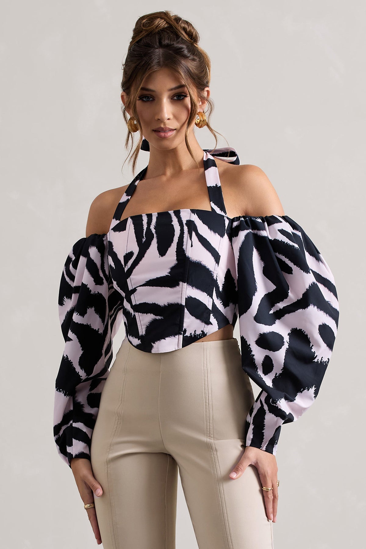 WB_HR_CL132248018-TheatricZebraPrintHalter-NeckCorsetTopWithPuff-Sleeves_HR_CL132253059-OnStageChampagneCroppedCapriPantsWithKnotDetail3_771f2387-9ea4-4229-a435-bf52159ff9fc