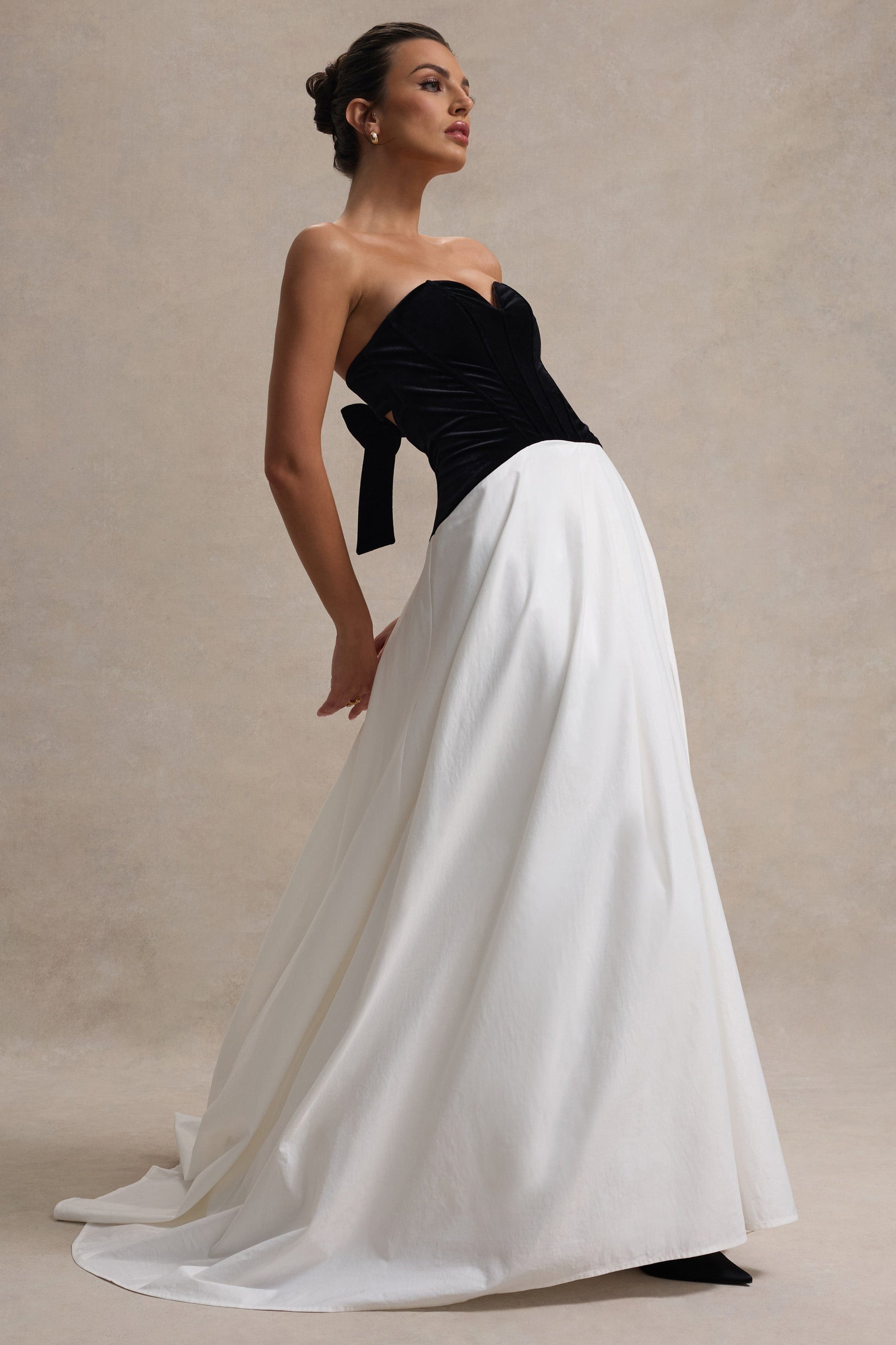 Lucienne | Black & Cream Sweetheart Corset Split Maxi Dress - Club L London - AUS