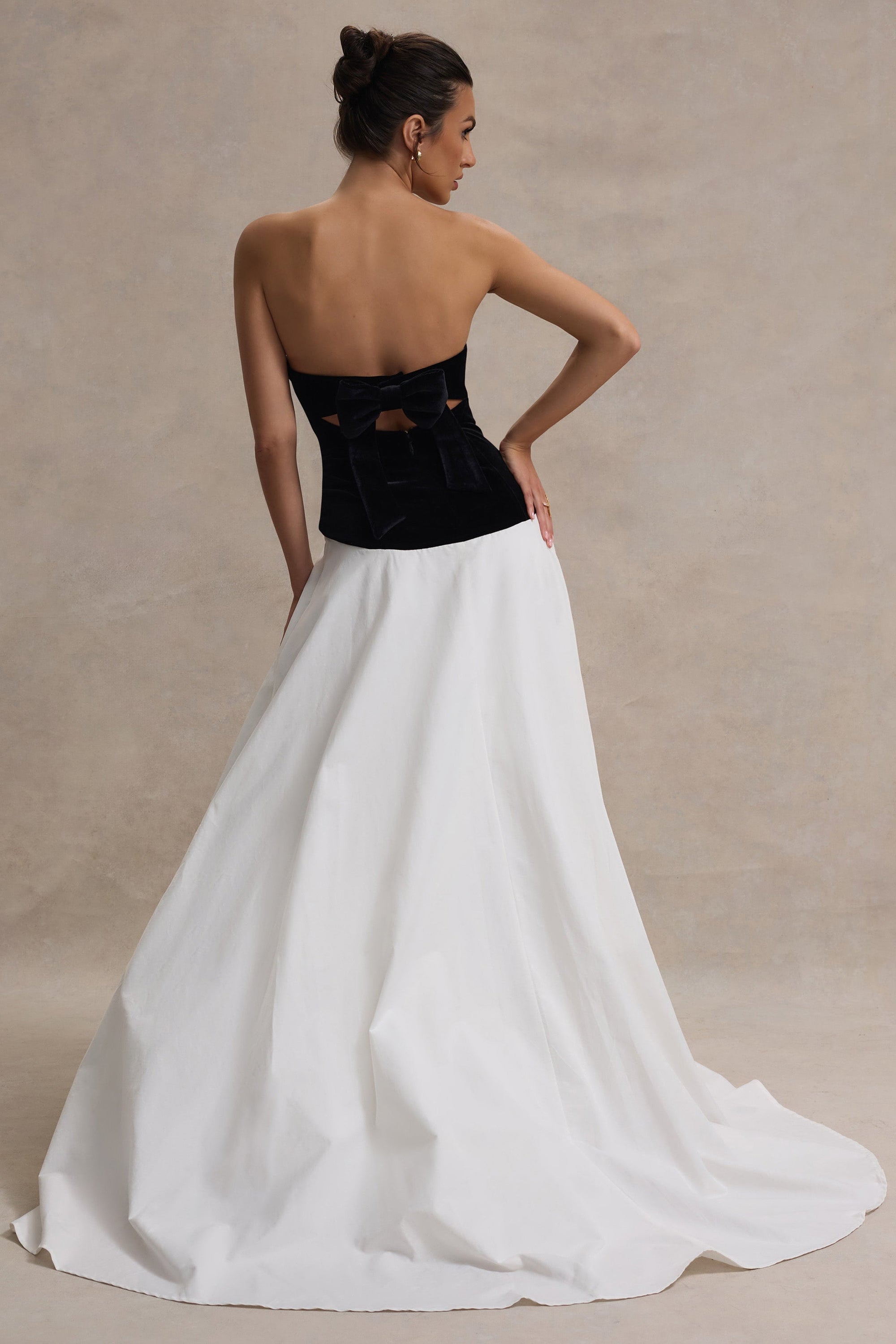Lucienne | Black & Cream Sweetheart Corset Split Maxi Dress - Club L London - AUS