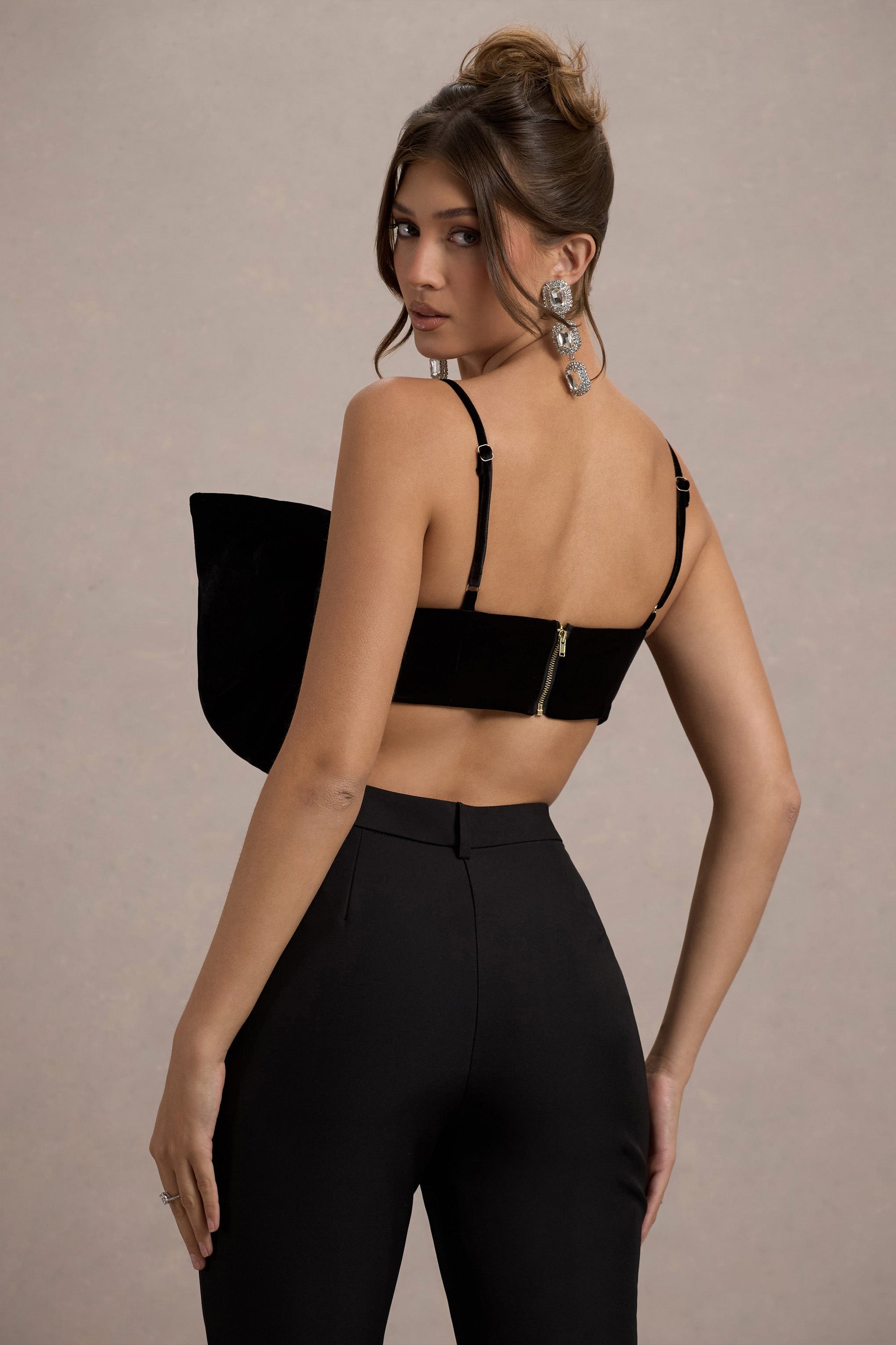 Adya | Black Velvet Strappy Bow Crop Top - Club L London - AUS