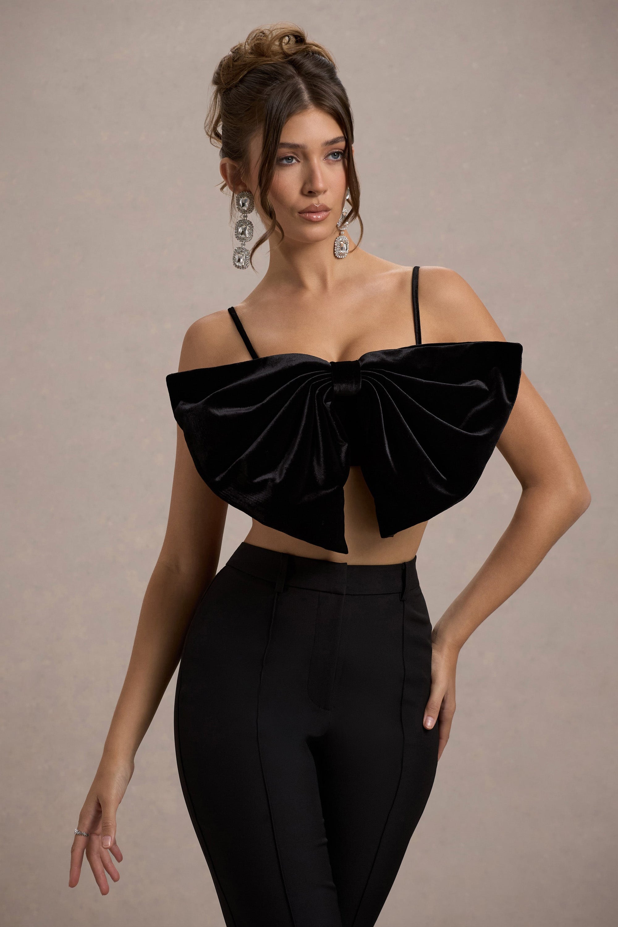 Adya | Black Velvet Strappy Bow Crop Top - Club L London - AUS
