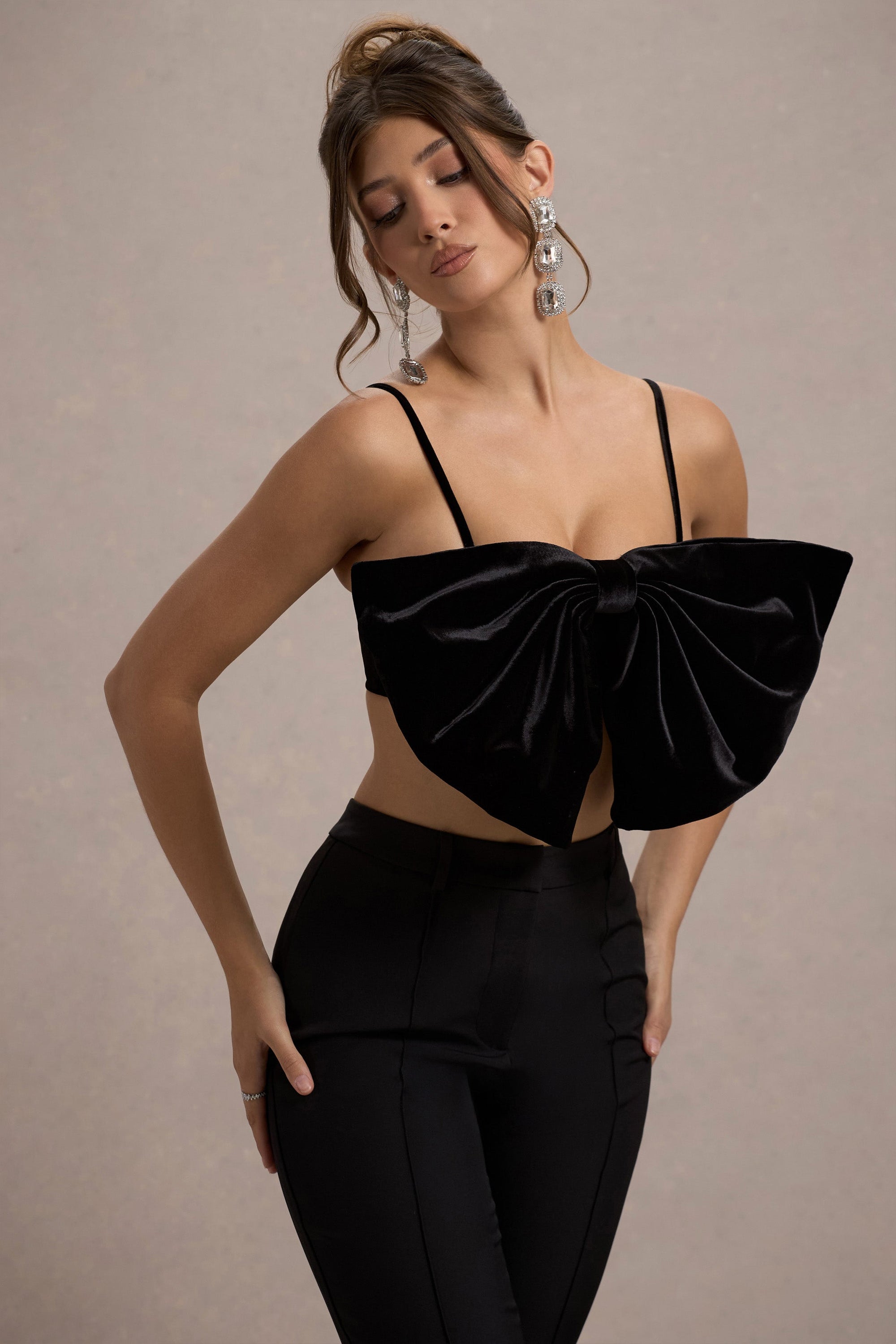 Adya | Black Velvet Strappy Bow Crop Top - Club L London - AUS