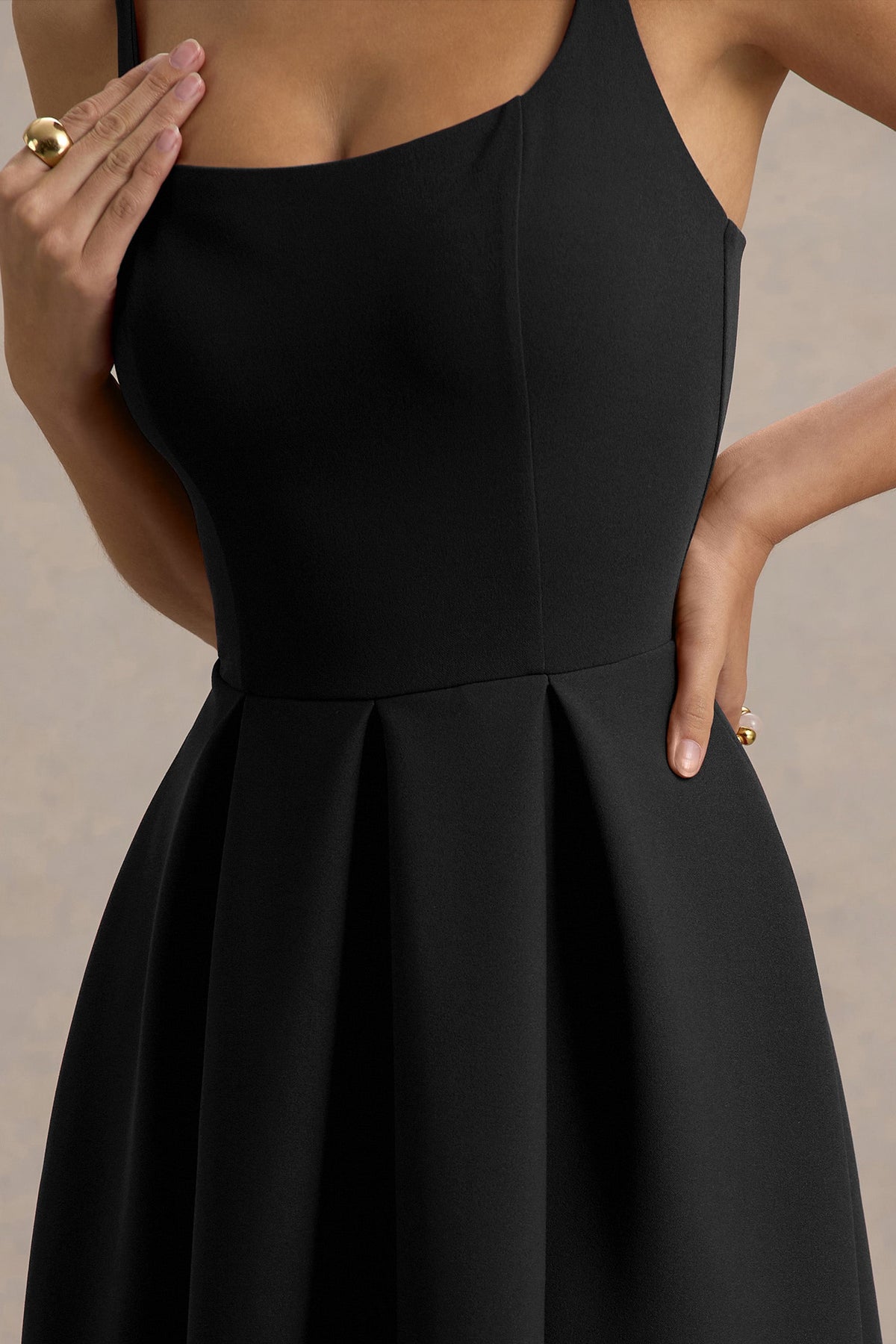 uploaded_image_2_2b4i8