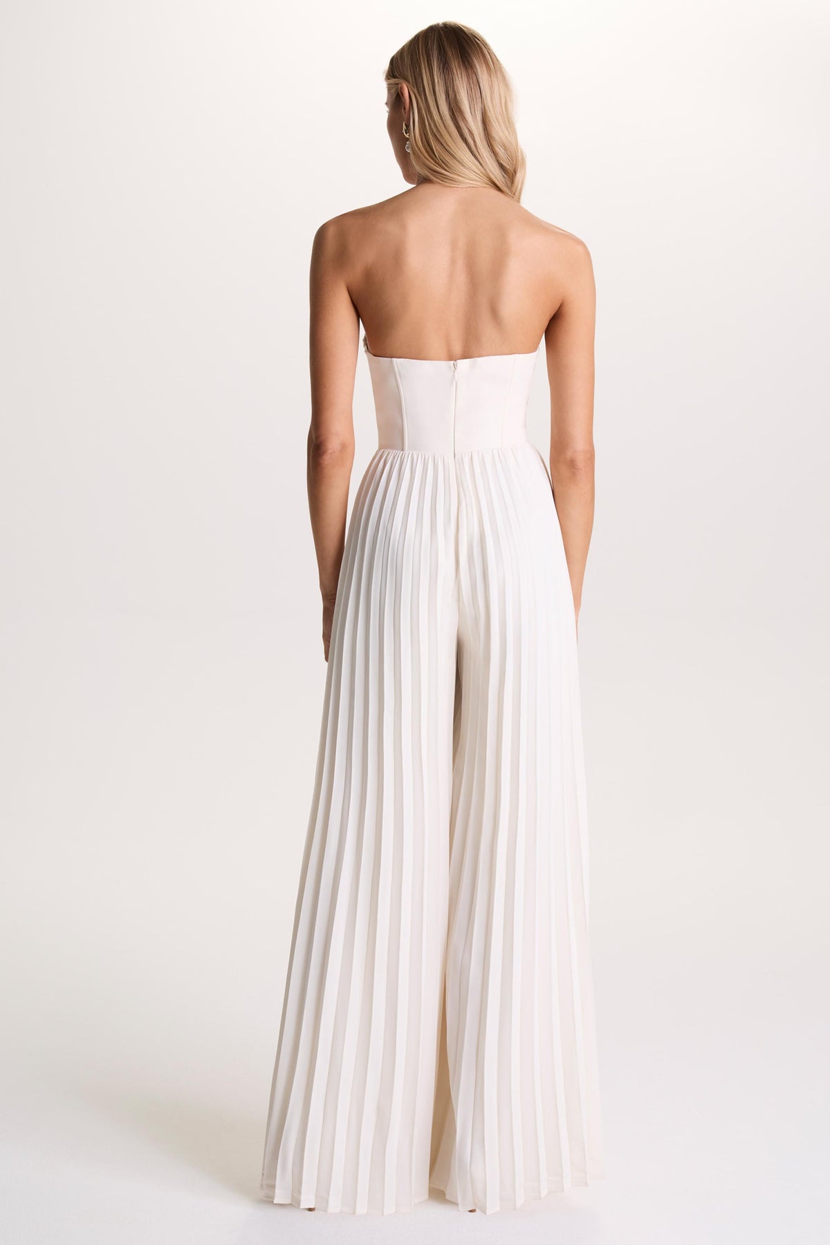 uploaded_image_6_r5cem